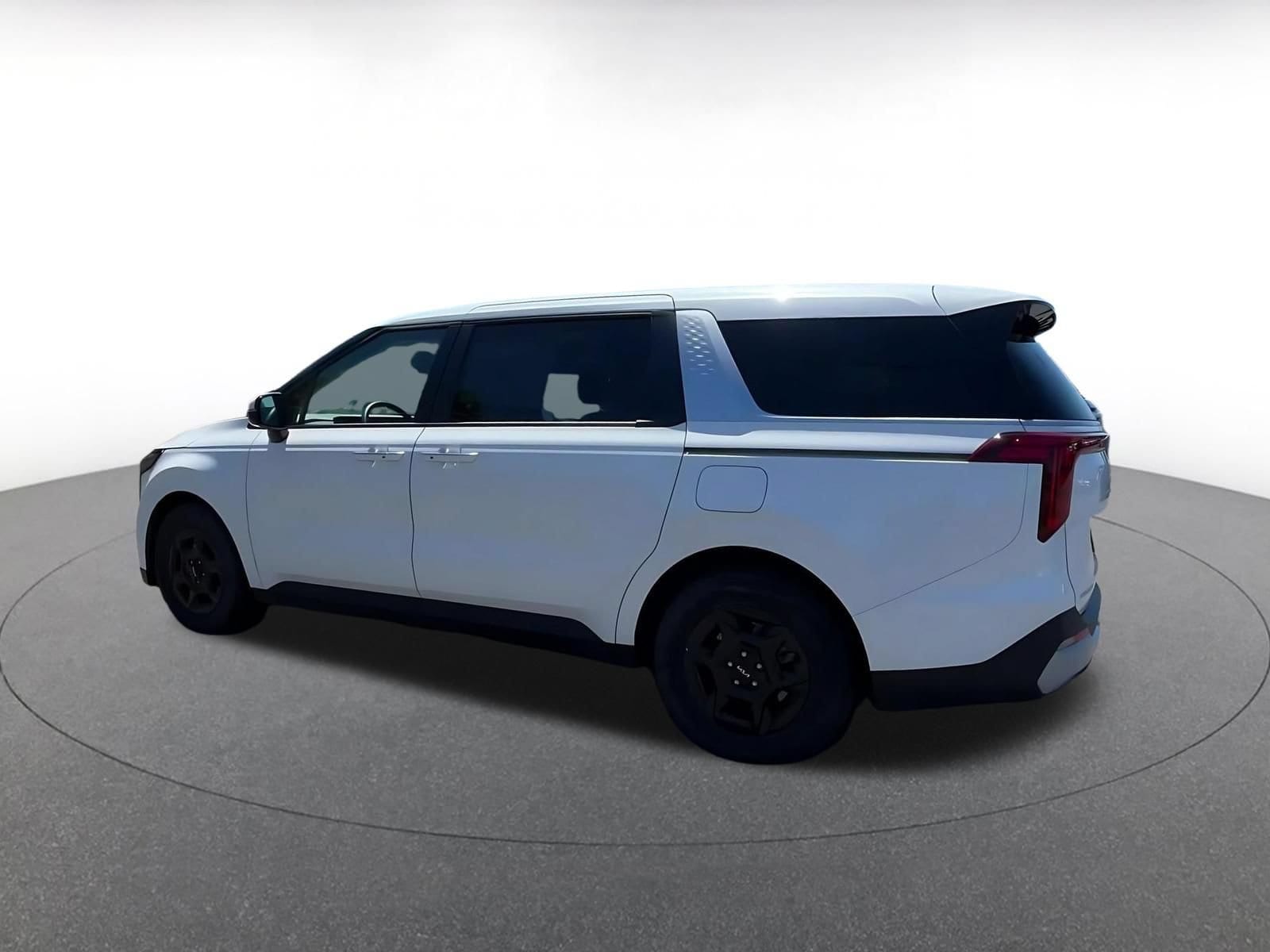 Thumbnail: 2026 Kia Carnival - 10