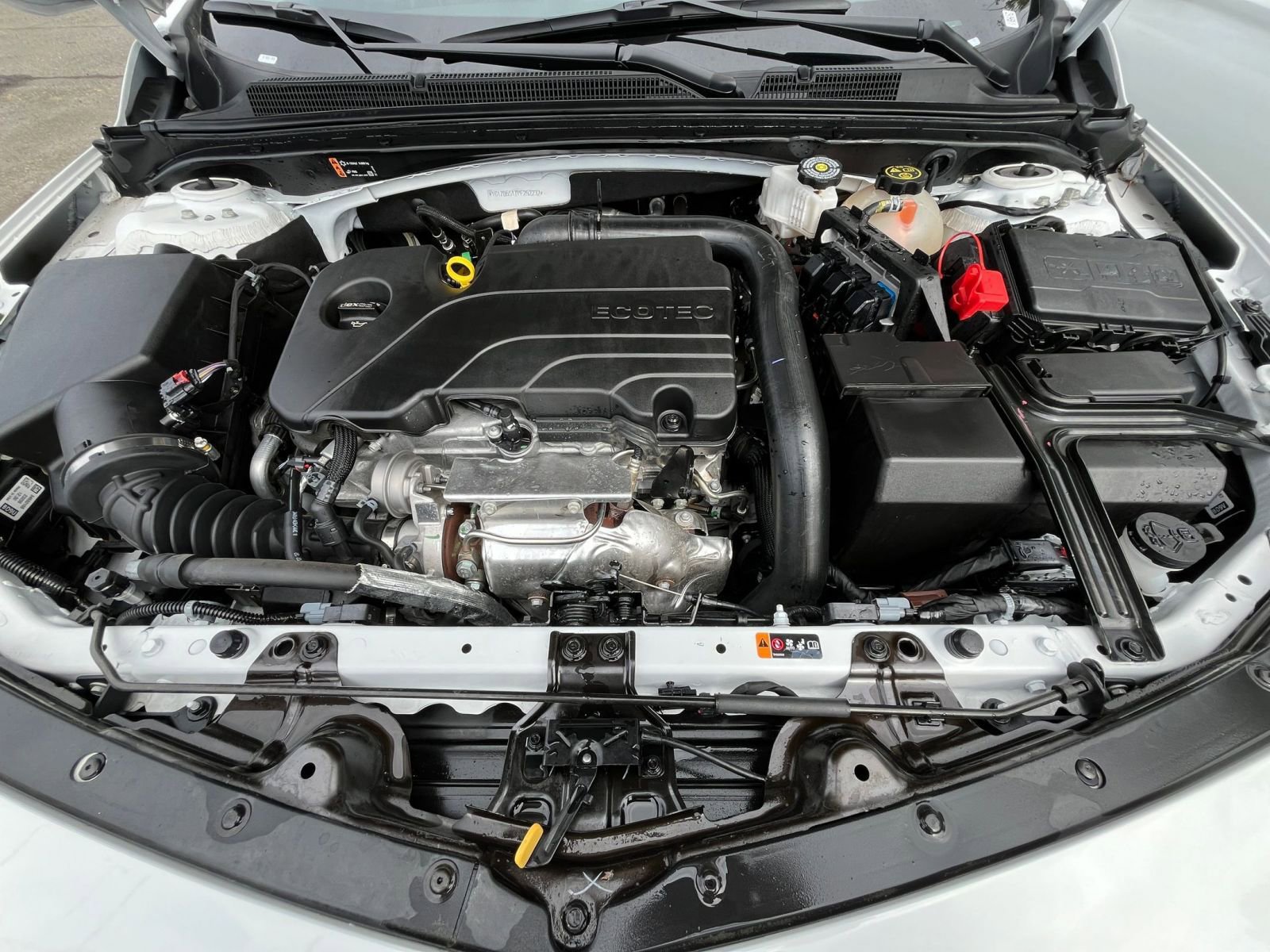 2023 Chevrolet Malibu LT 32