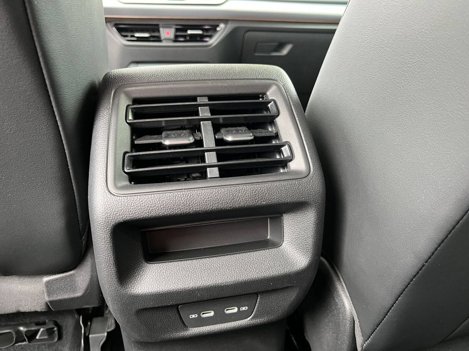 Thumbnail: 2026 Volkswagen Tiguan - 24