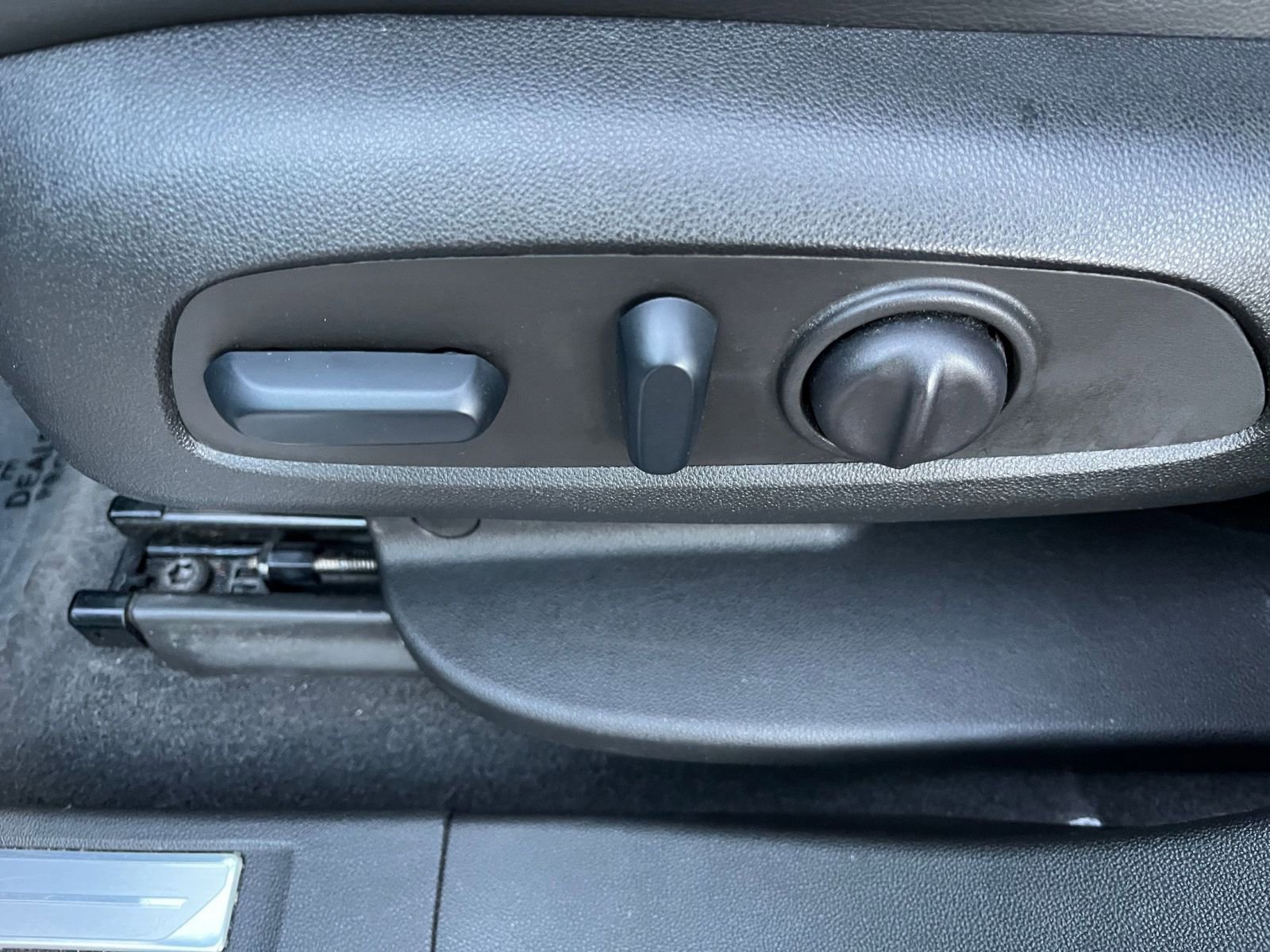 Thumbnail: 2023 GMC Acadia - 23