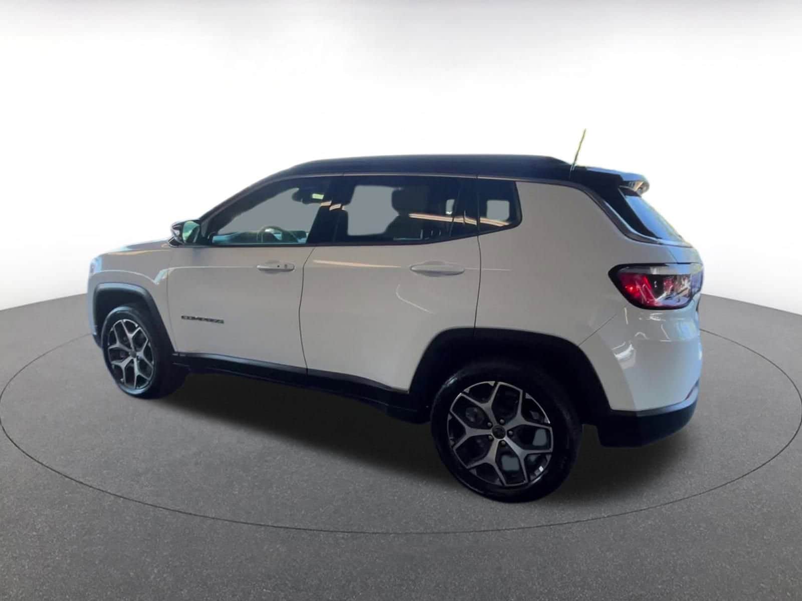 Thumbnail: 2025 Jeep Compass - 10