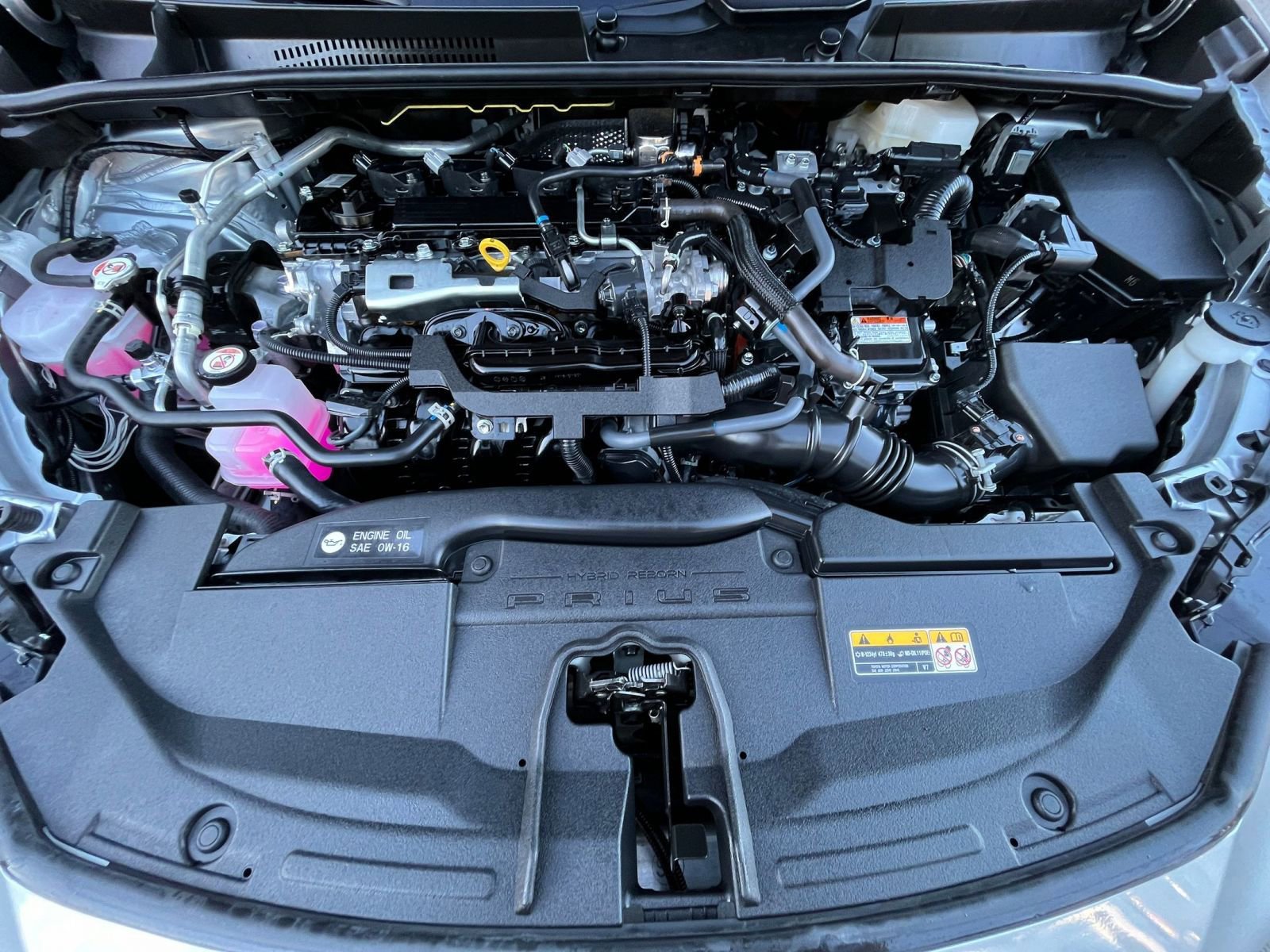 Thumbnail: 2025 Toyota Prius - 32