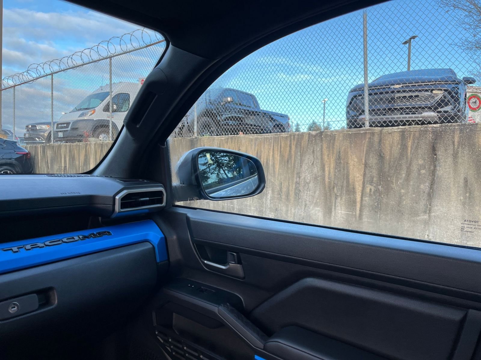 Thumbnail: 2025 Toyota Tacoma - 35