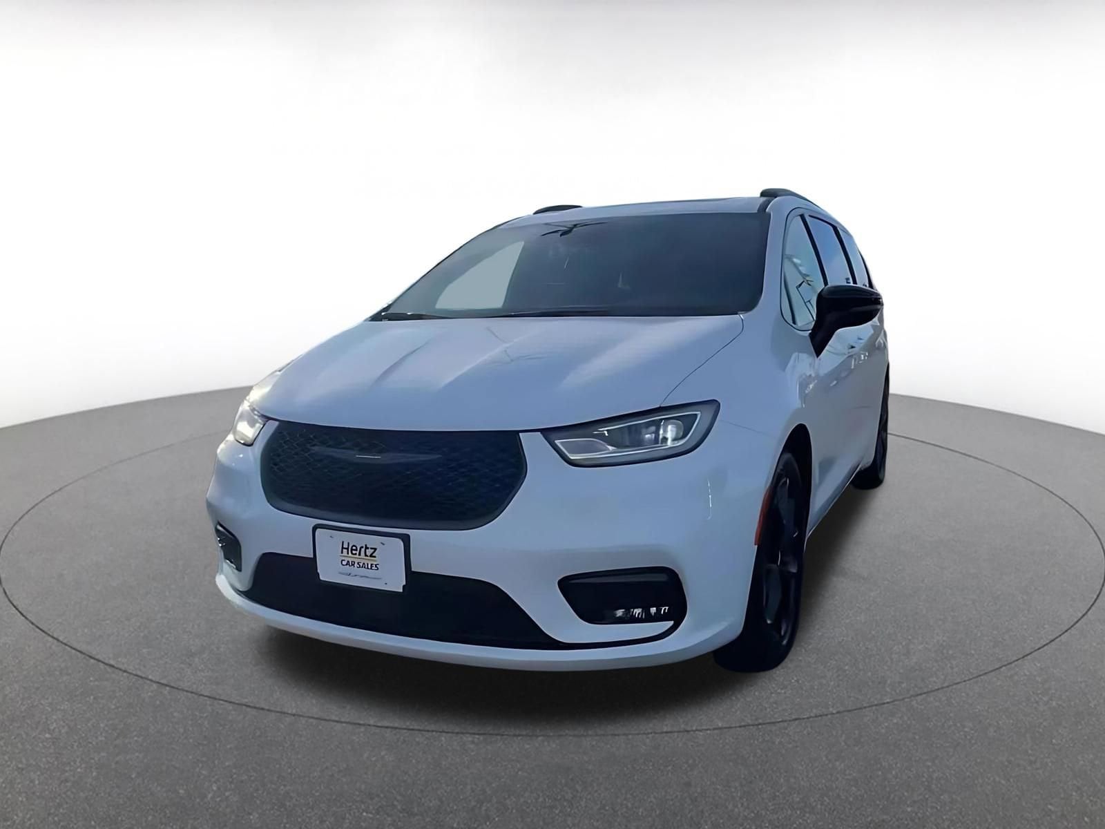 Thumbnail: 2025 Chrysler Pacifica - 7