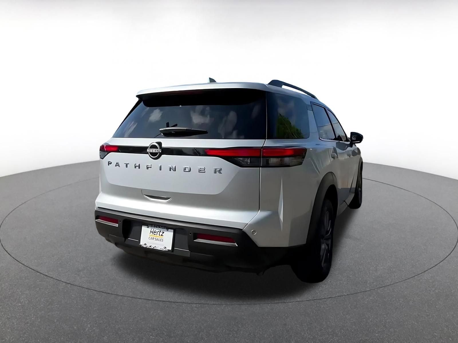 Thumbnail: 2025 Nissan Pathfinder - 15
