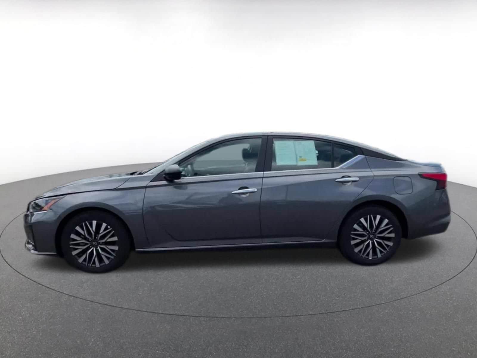 Thumbnail: 2025 Nissan Altima - 7