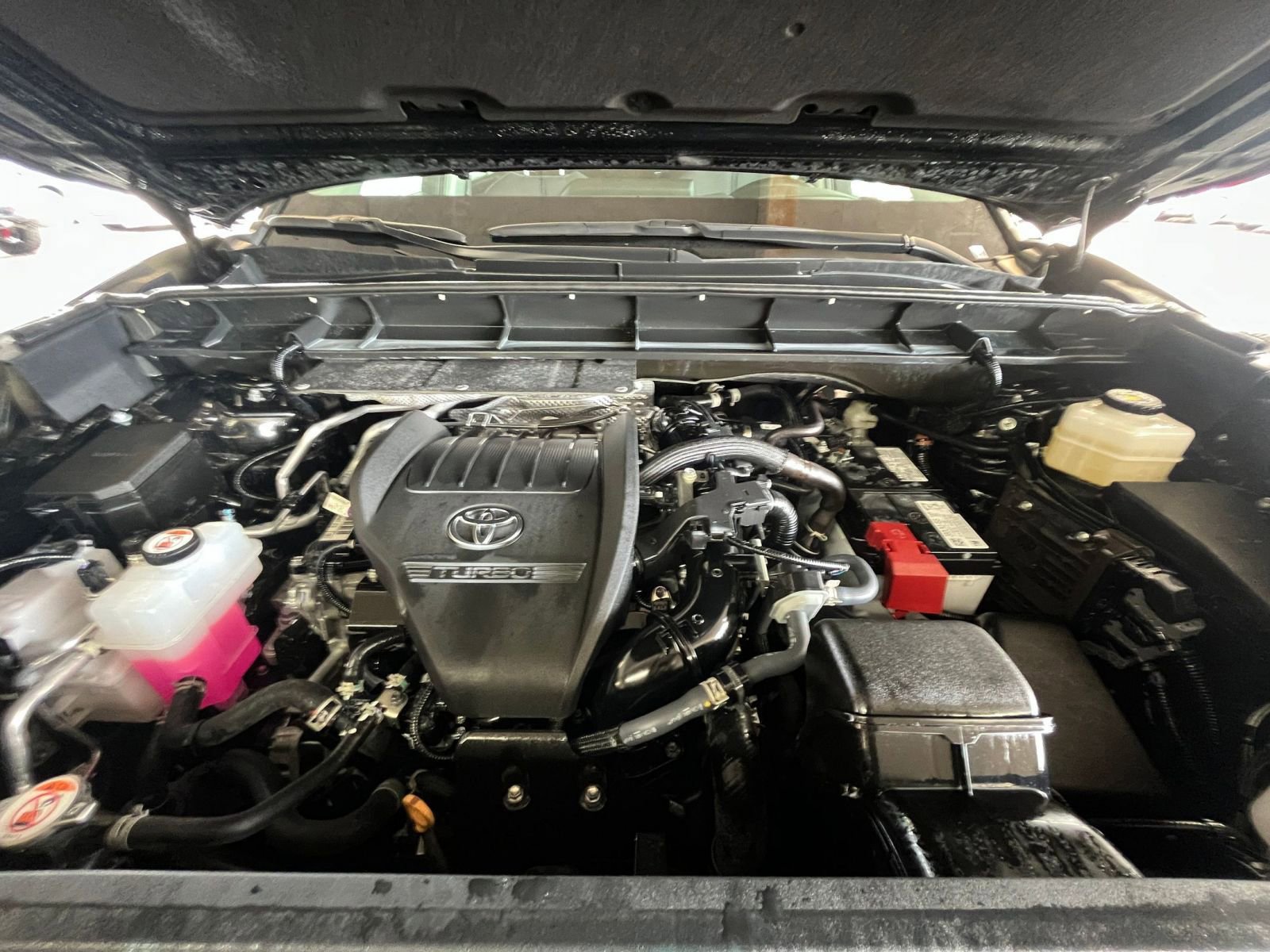 Thumbnail: 2025 Toyota Highlander - 34