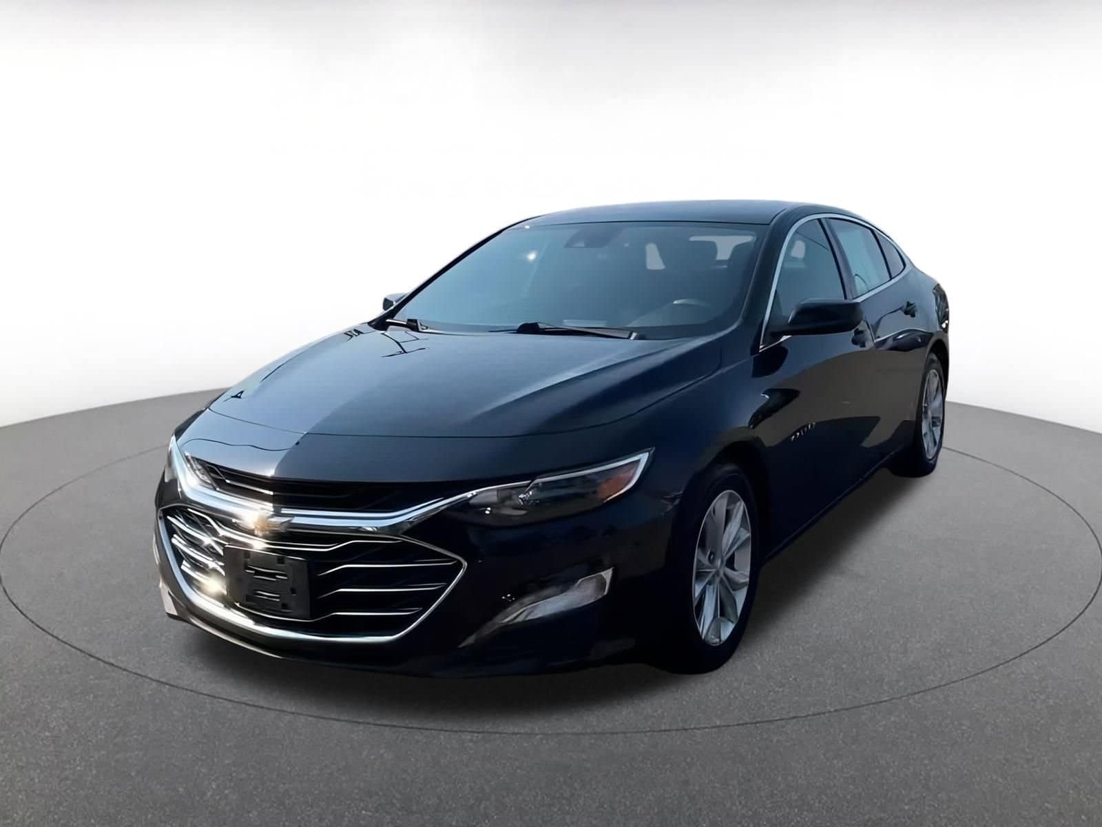 Thumbnail: 2023 Chevrolet Malibu - 7