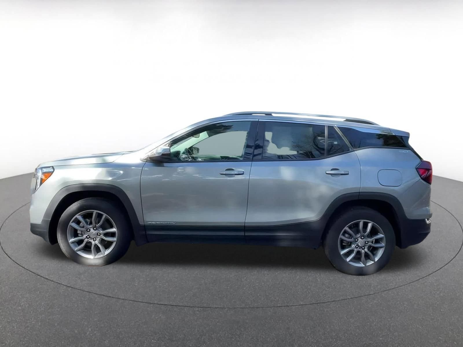 Thumbnail: 2024 GMC Terrain - 8