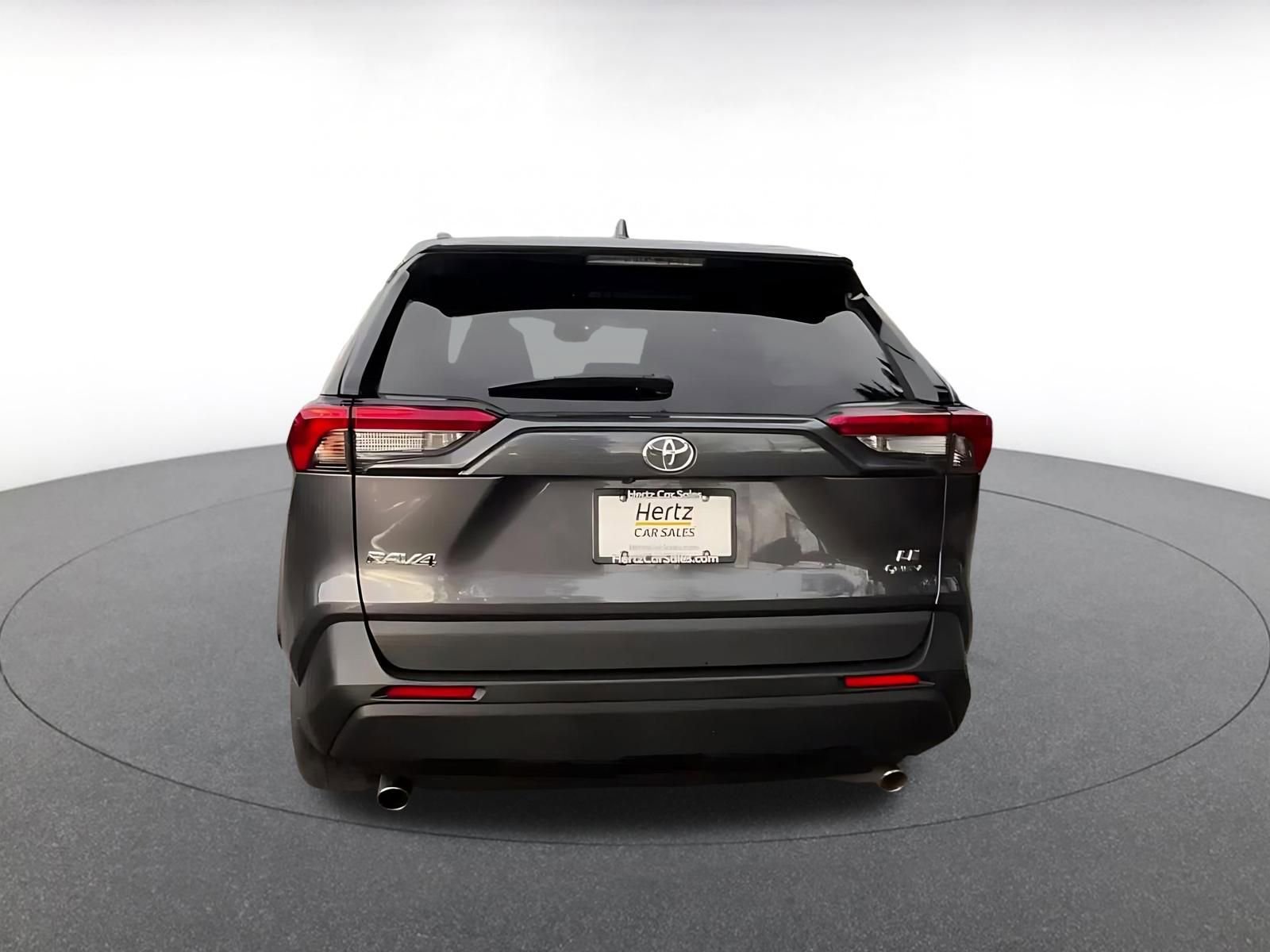 Thumbnail: 2025 Toyota RAV4 - 12