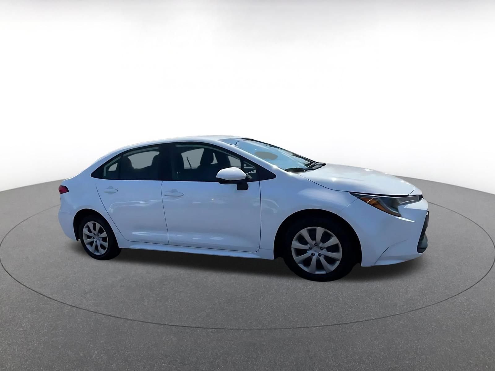 Thumbnail: 2025 Toyota Corolla - 2