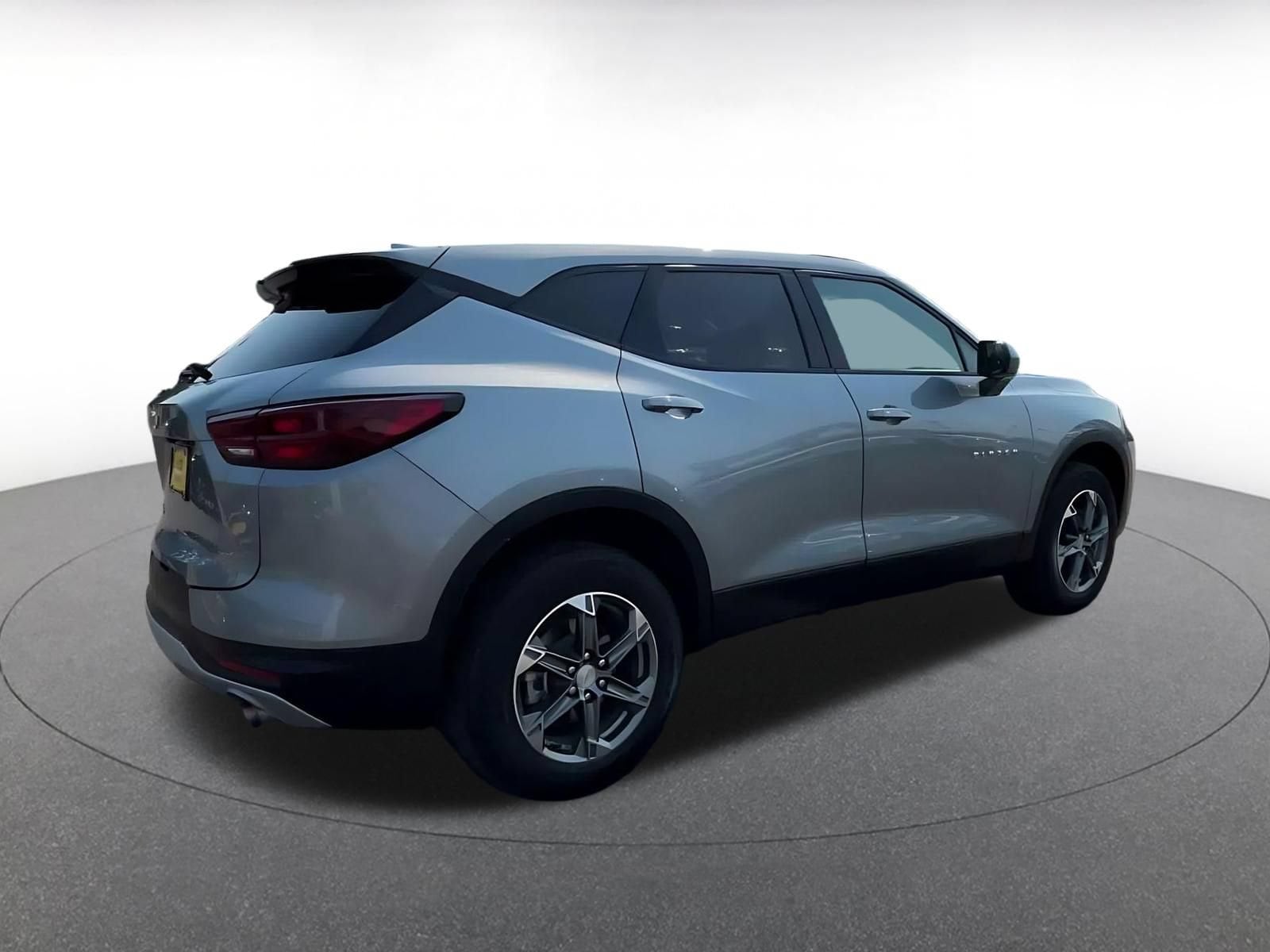 Thumbnail: 2026 Chevrolet Blazer - 14