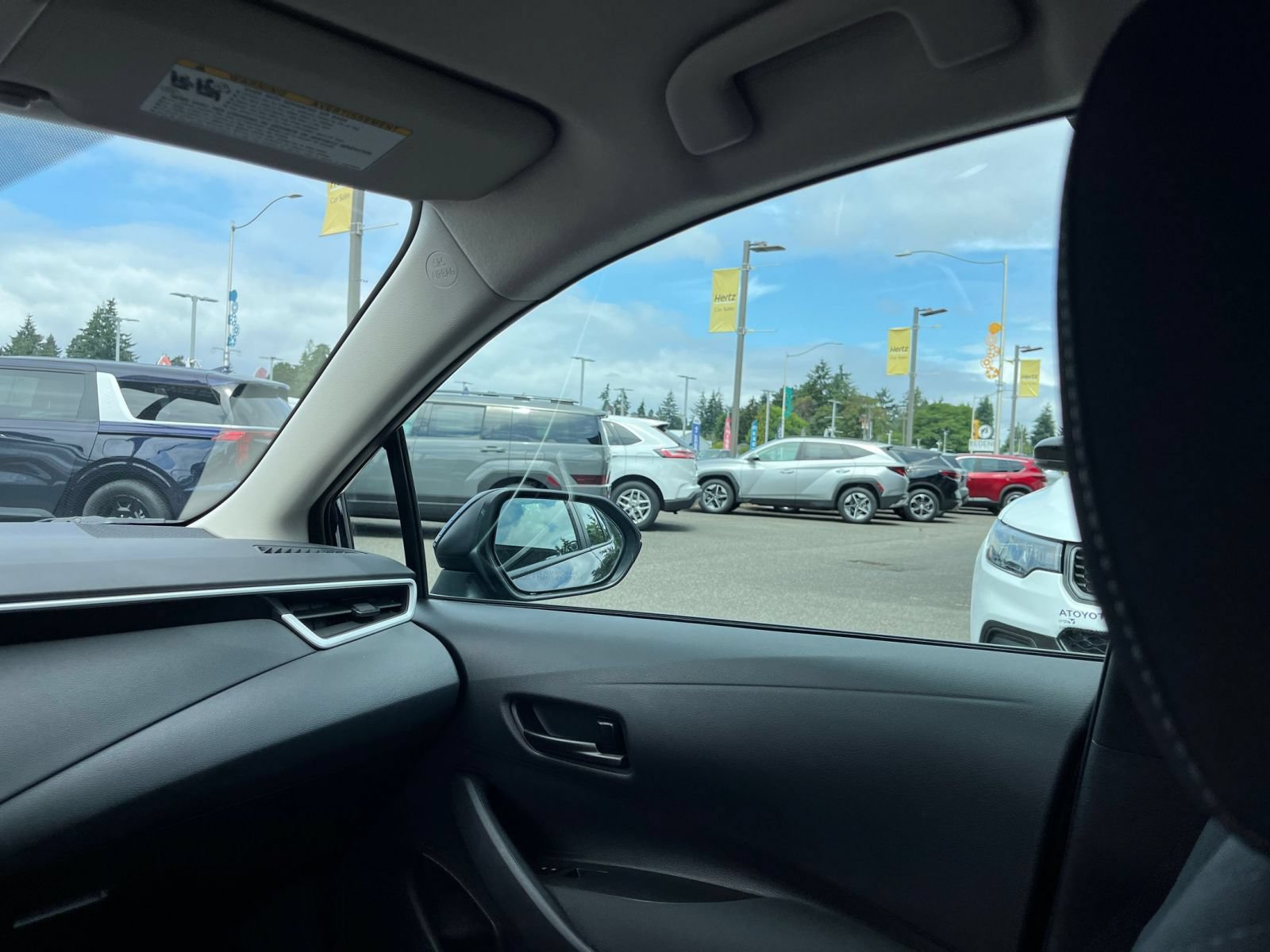 Thumbnail: 2025 Toyota Corolla - 34