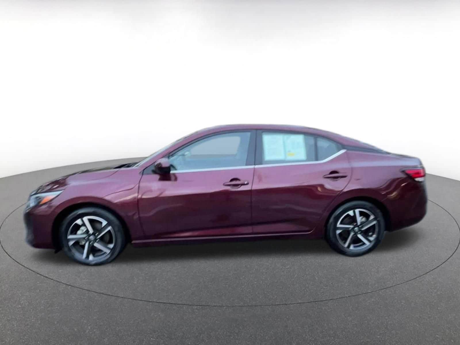 Thumbnail: 2025 Nissan Sentra - 9