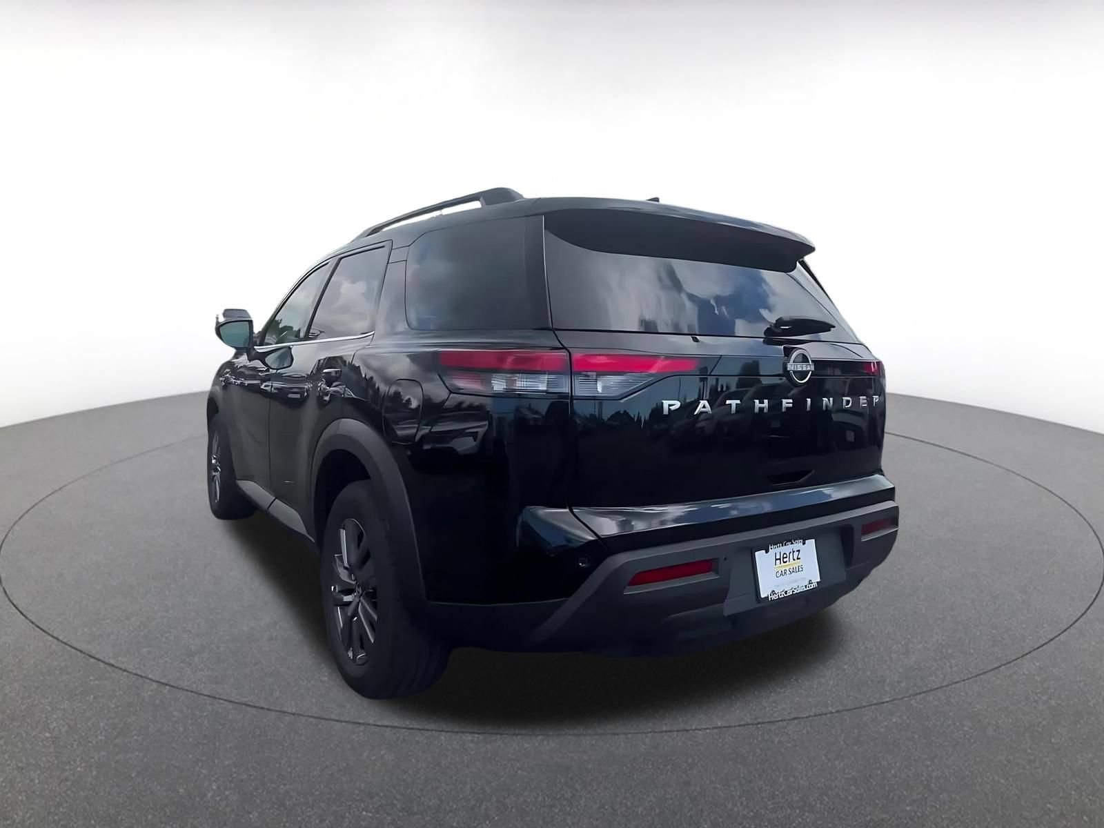 Thumbnail: 2025 Nissan Pathfinder - 11