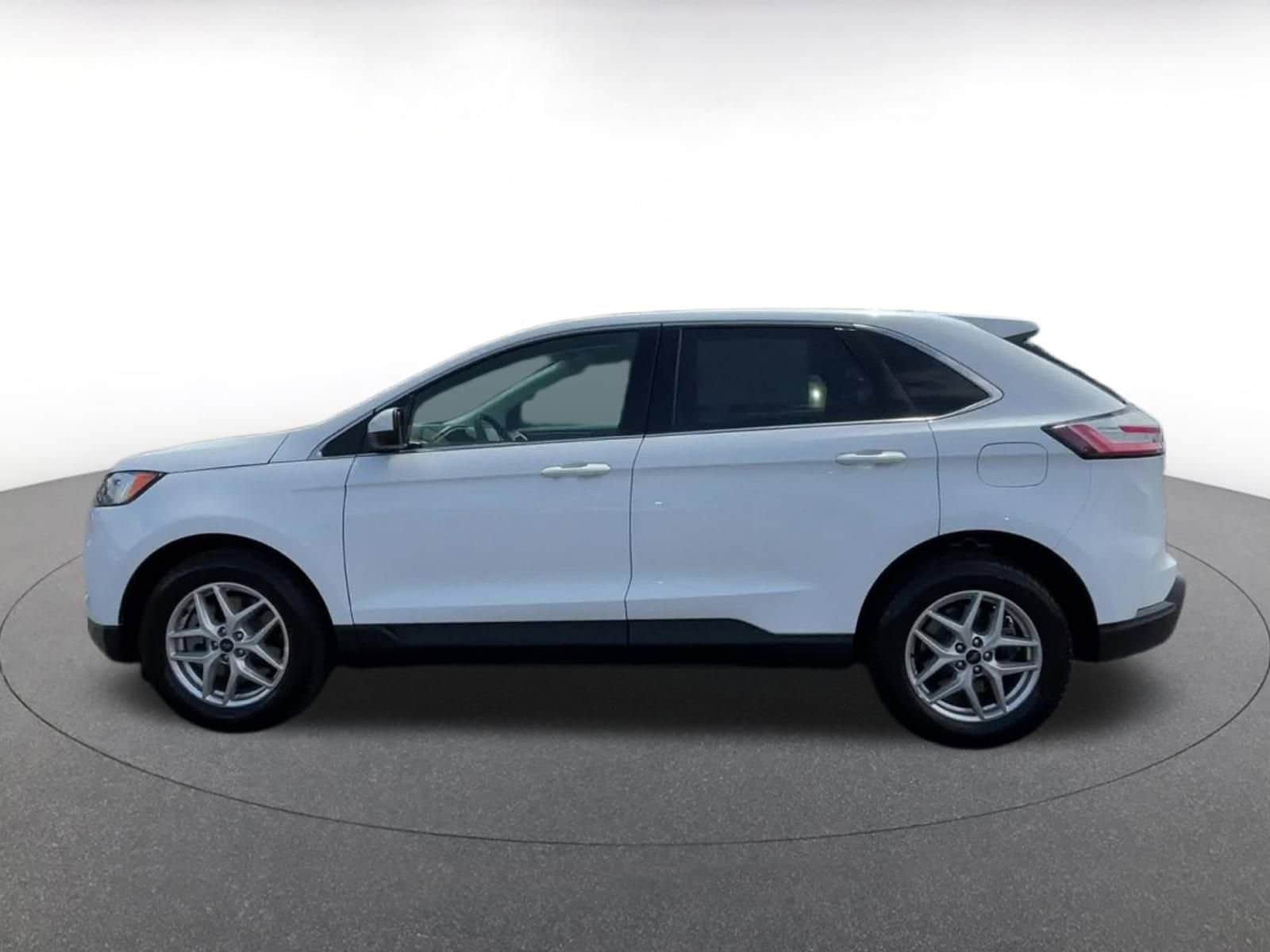 Thumbnail: 2024 Ford Edge - 8