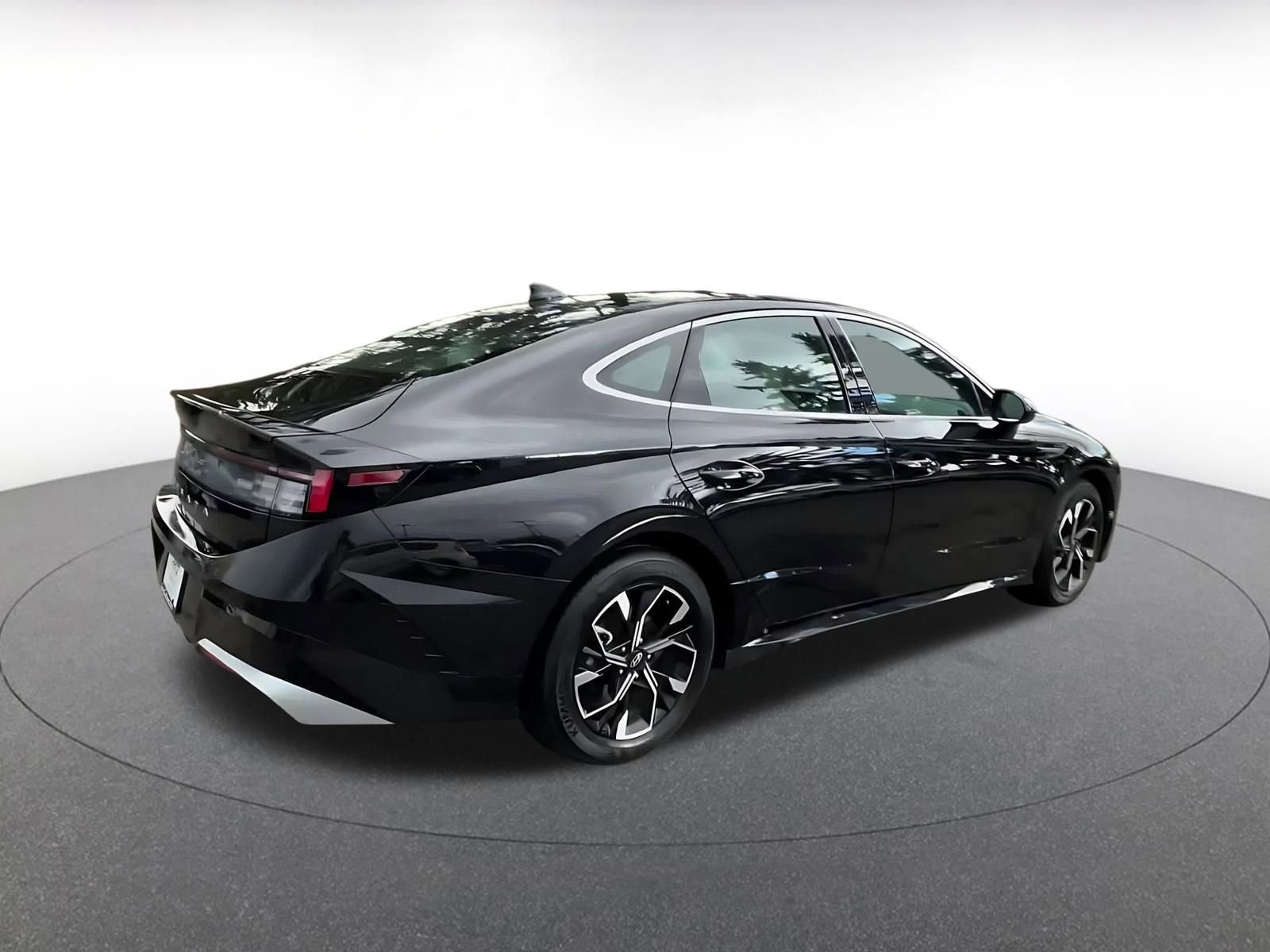 Thumbnail: 2025 Hyundai Sonata - 15