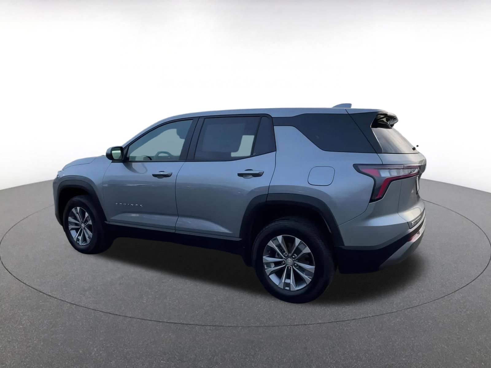 Thumbnail: 2025 Chevrolet Equinox - 10