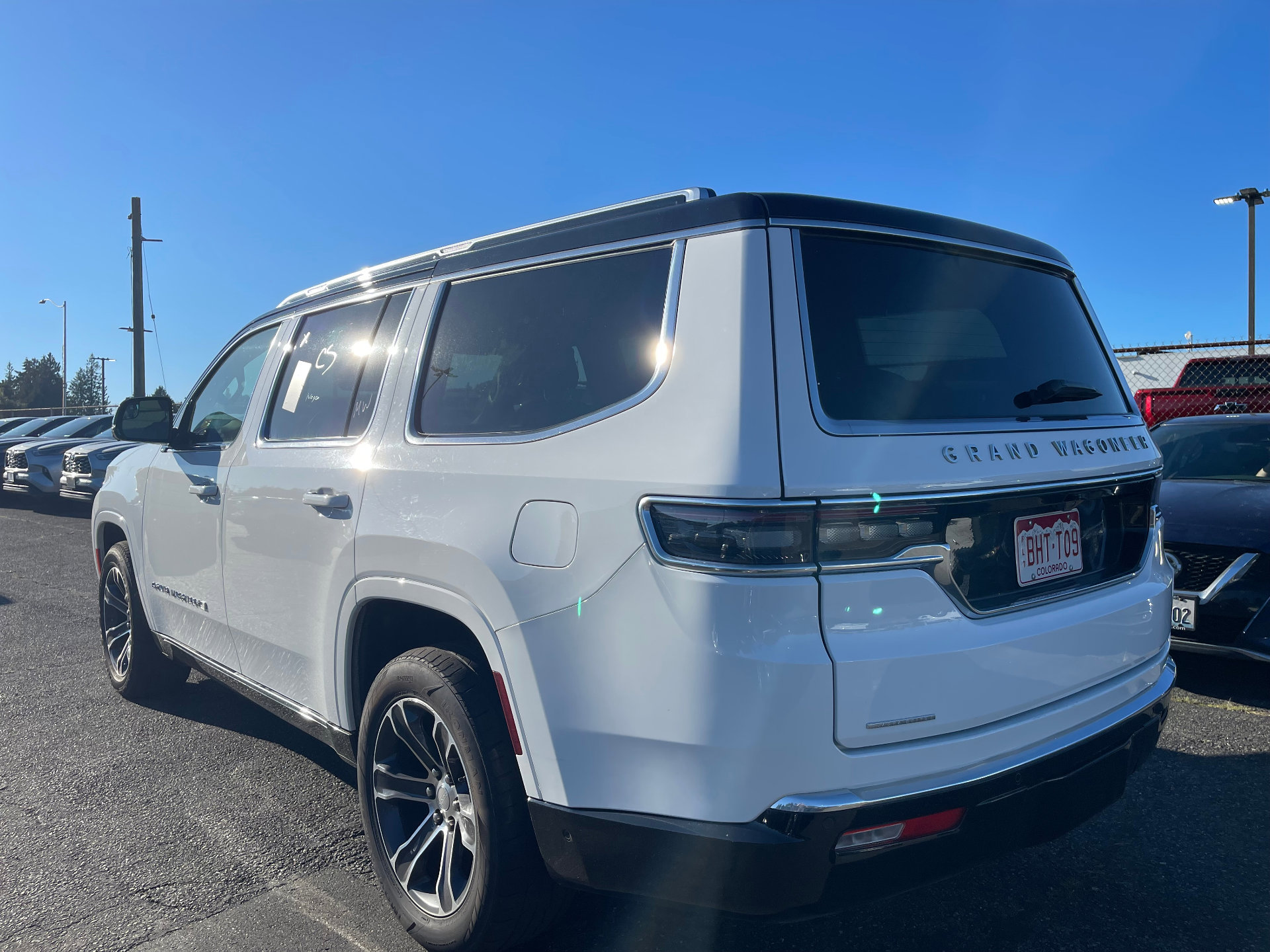 2023 Jeep Grand Wagoneer  5