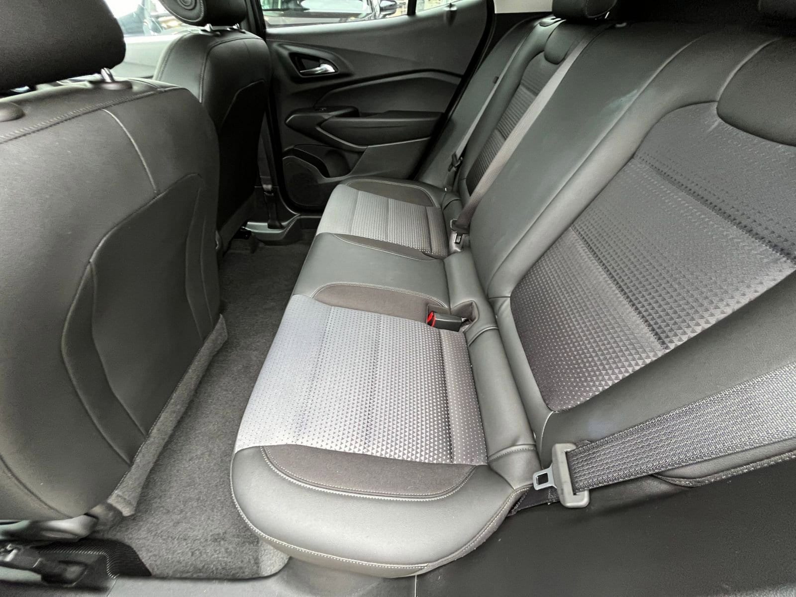 Thumbnail: 2025 Chevrolet Trax - 25