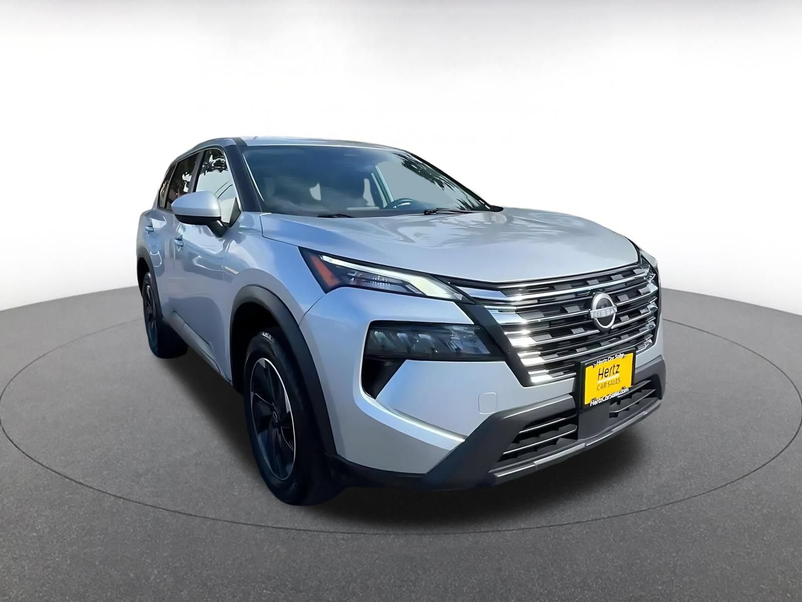 Thumbnail: 2025 Nissan Rogue - 3