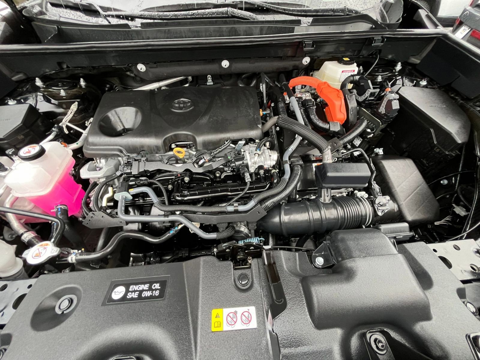 Thumbnail: 2025 Toyota RAV4 - 32