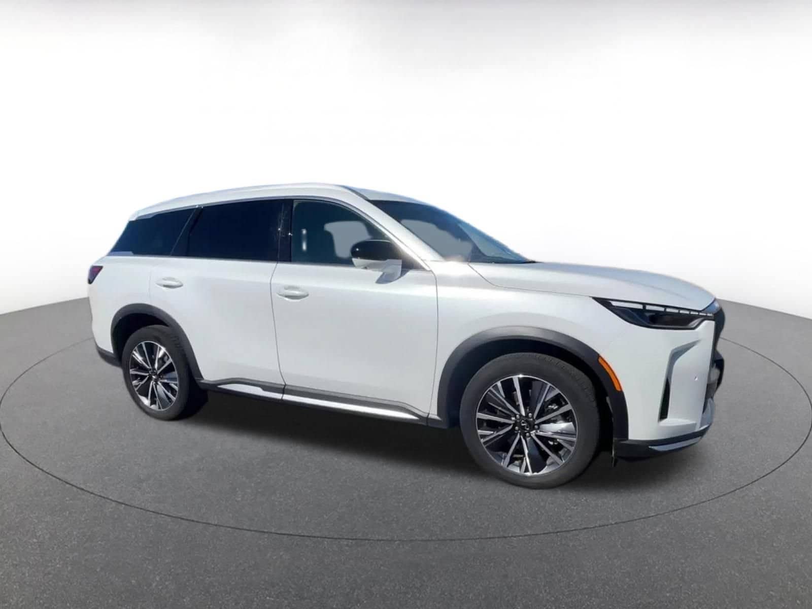 Thumbnail: 2026 INFINITI QX60 - 2