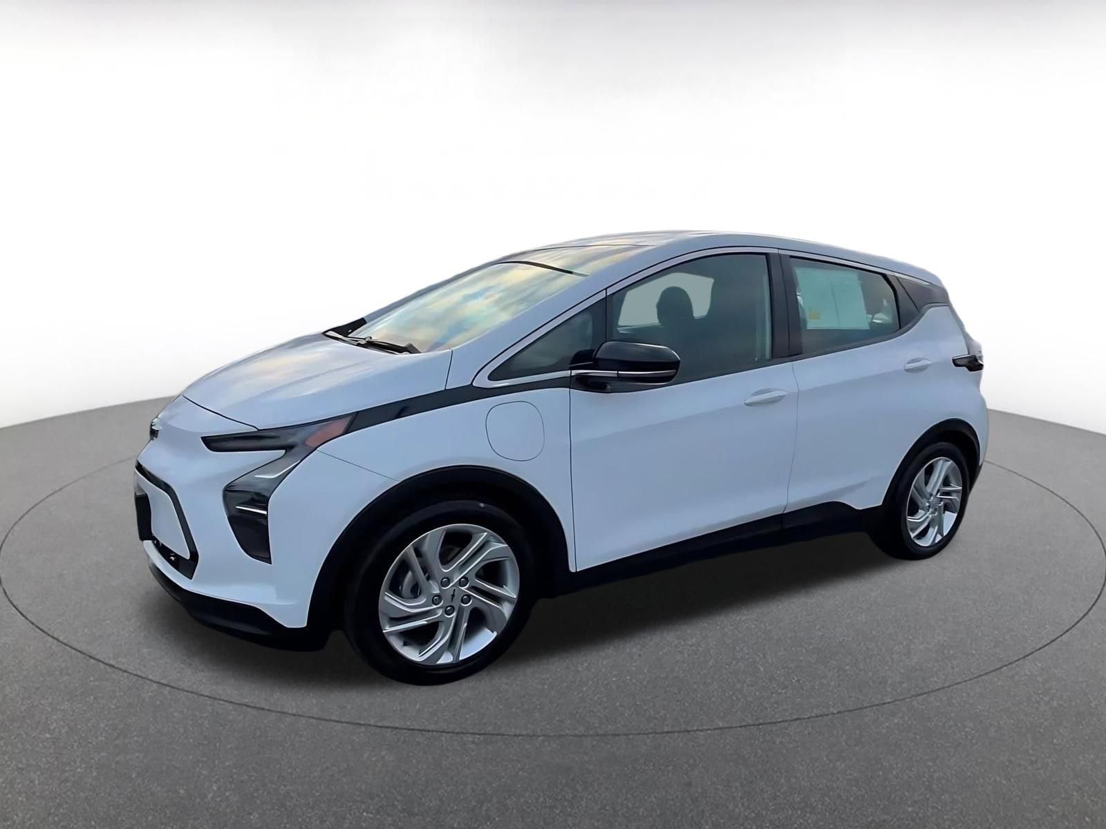 Thumbnail: 2023 Chevrolet Bolt EV - 8