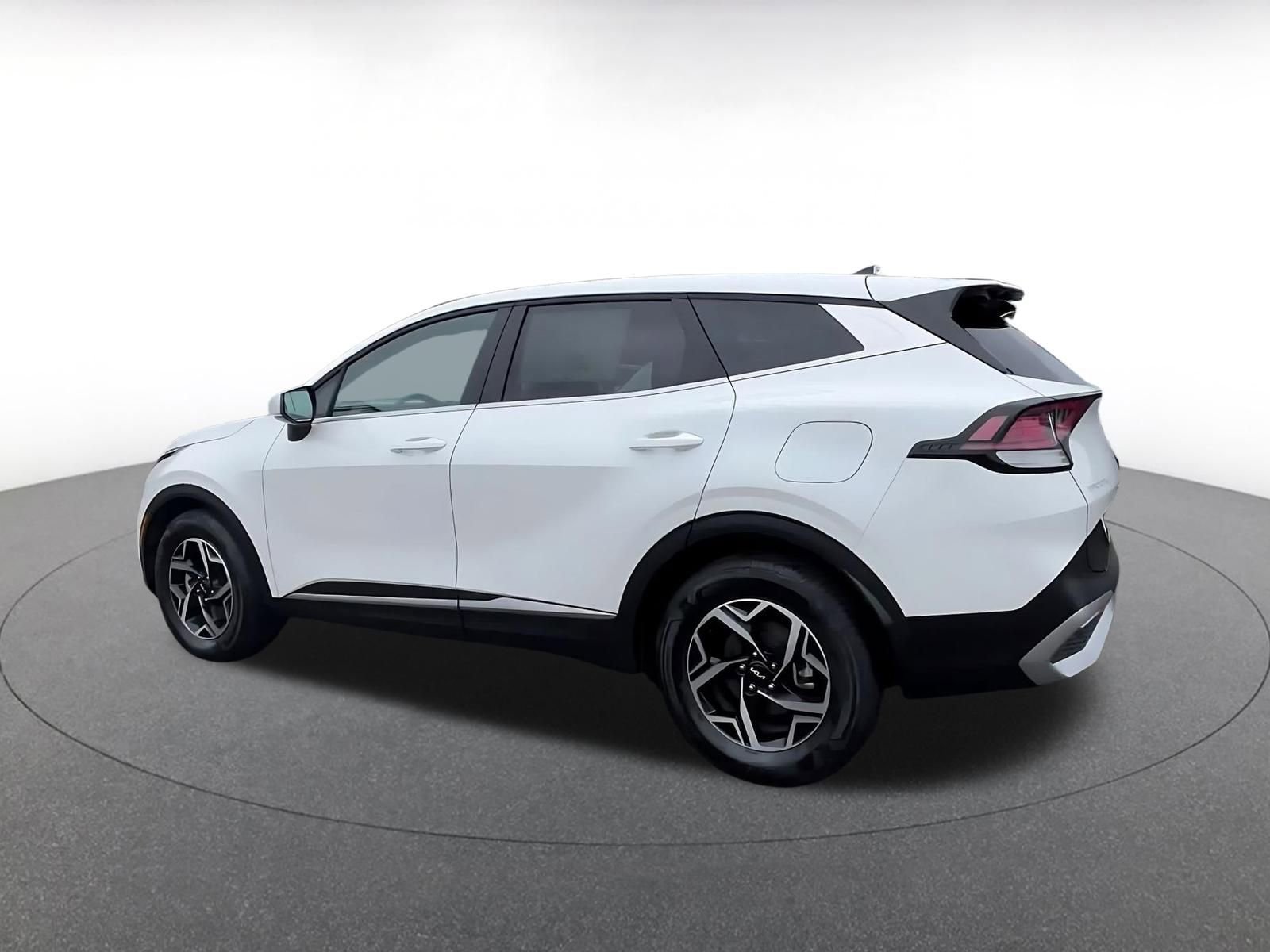 Thumbnail: 2025 Kia Sportage - 10