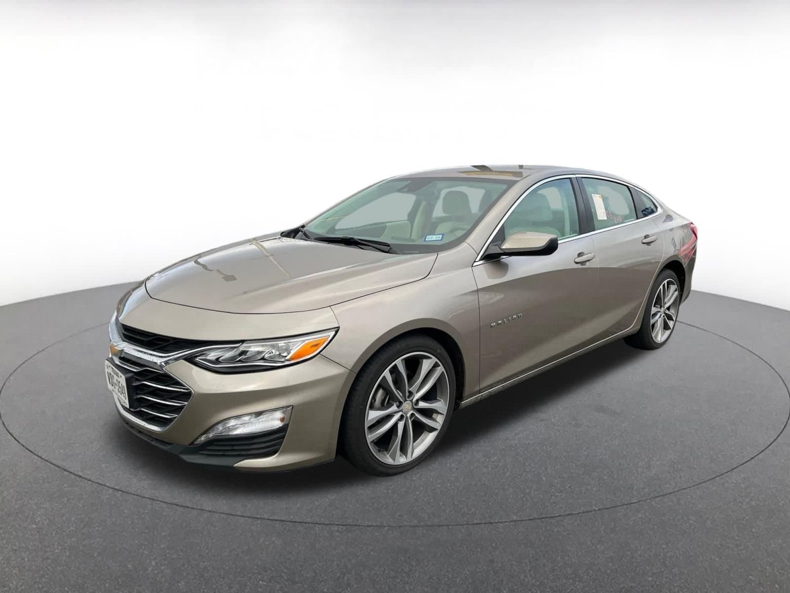 Thumbnail: 2024 Chevrolet Malibu - 3