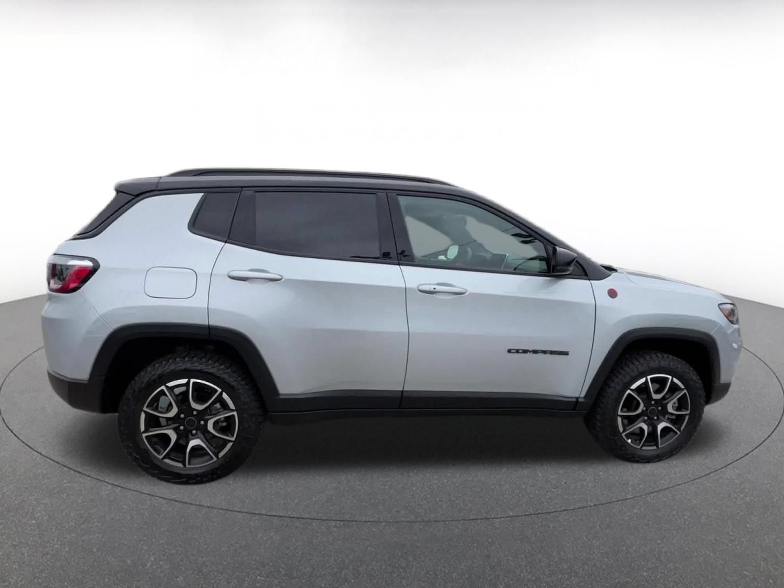 Thumbnail: 2025 Jeep Compass - 13