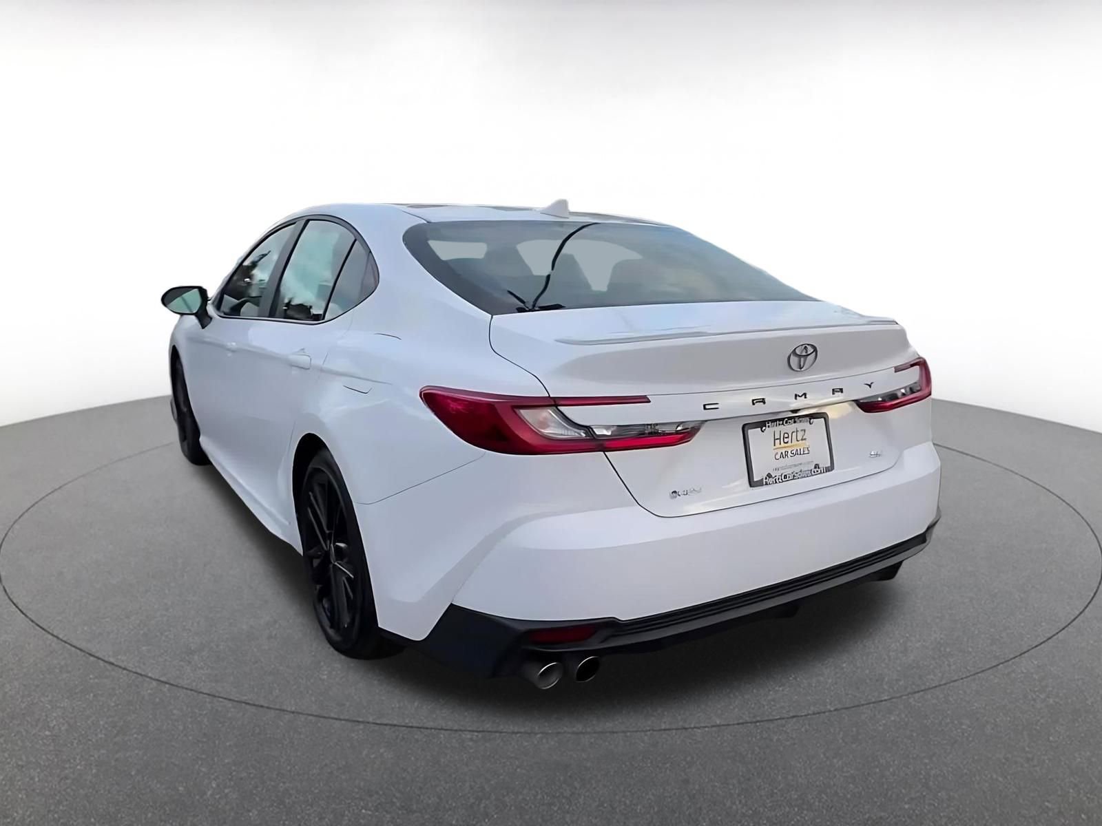 Thumbnail: 2025 Toyota Camry - 11