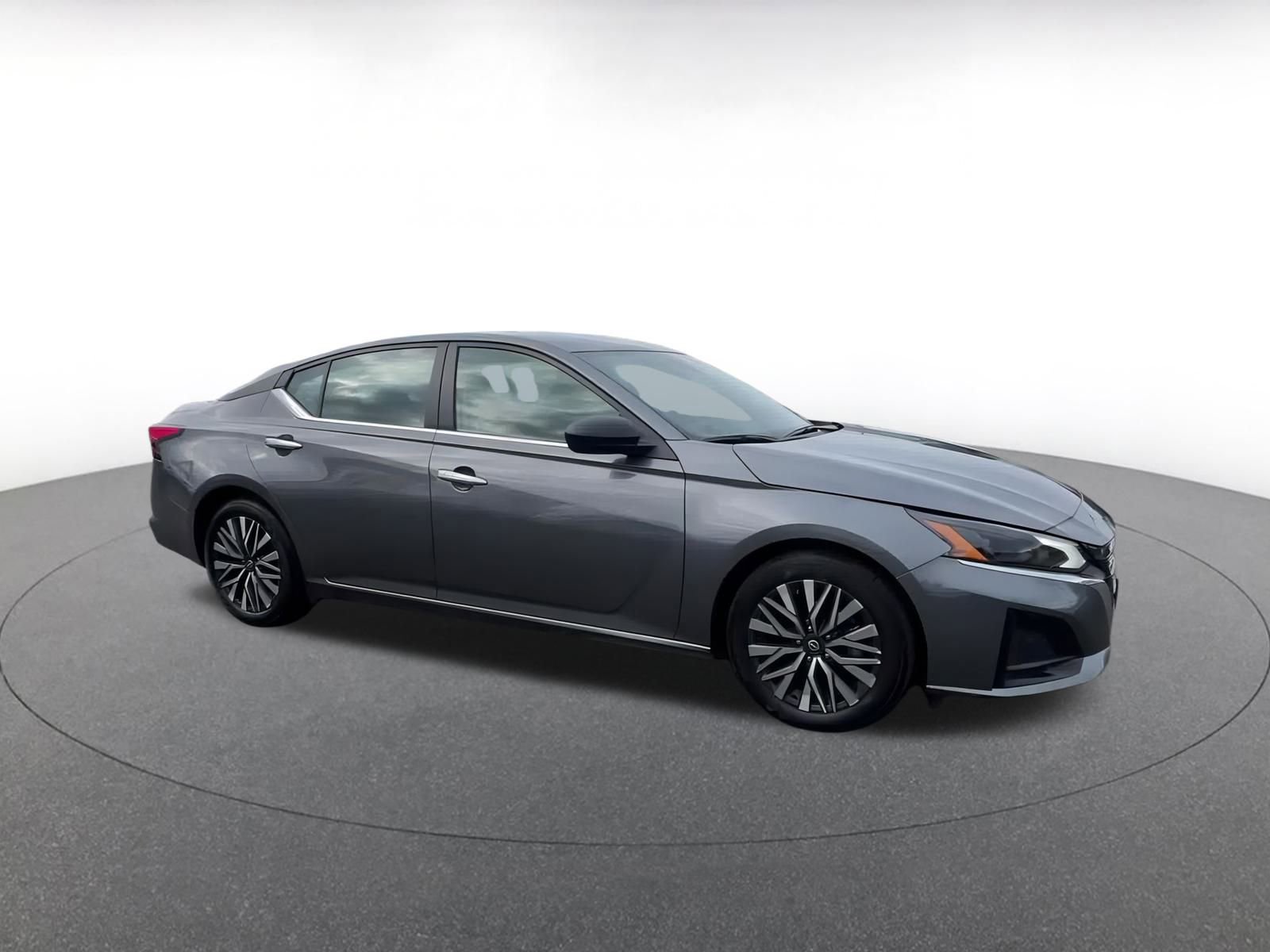 Thumbnail: 2024 Nissan Altima - 2