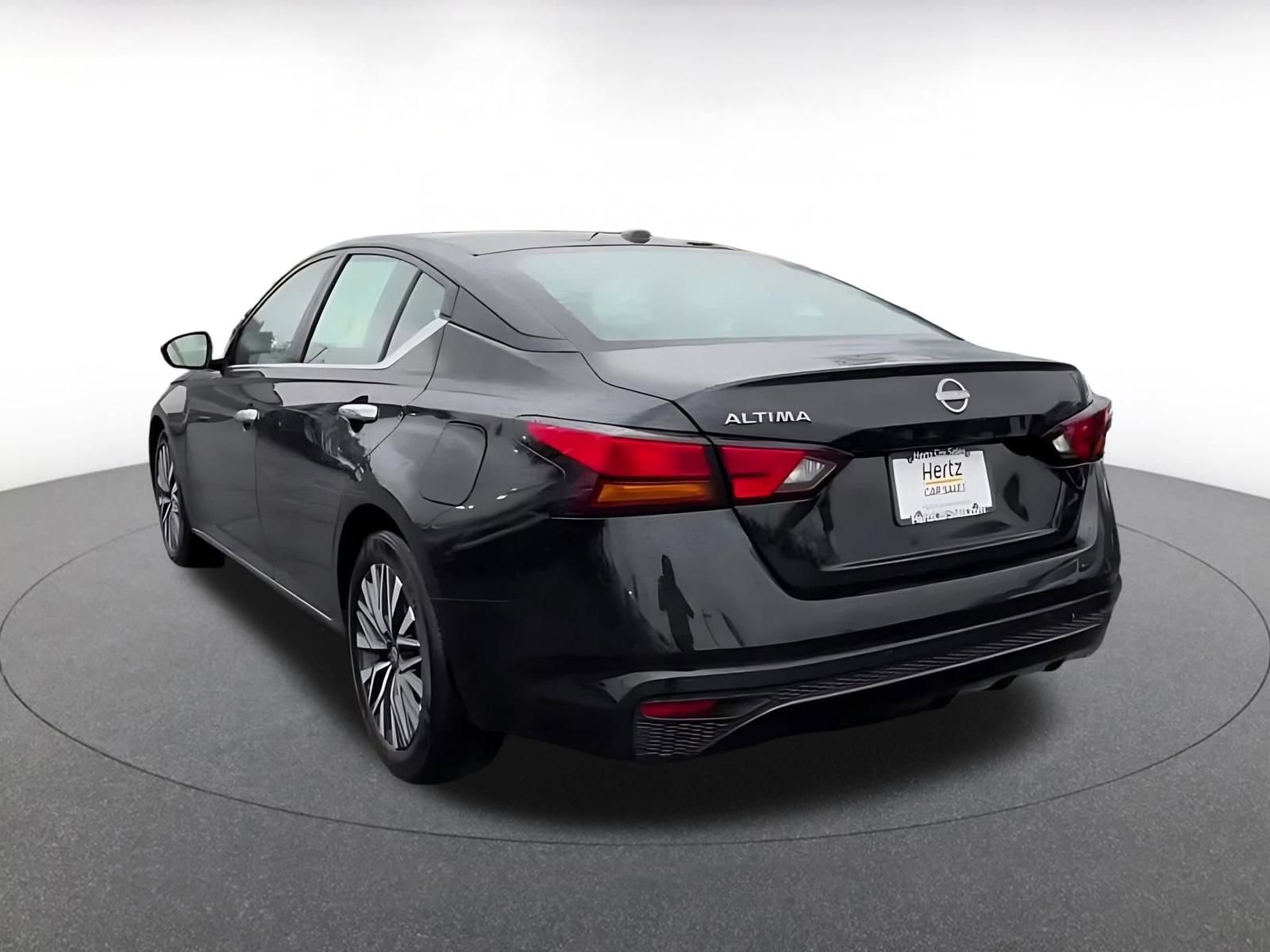 Thumbnail: 2025 Nissan Altima - 11