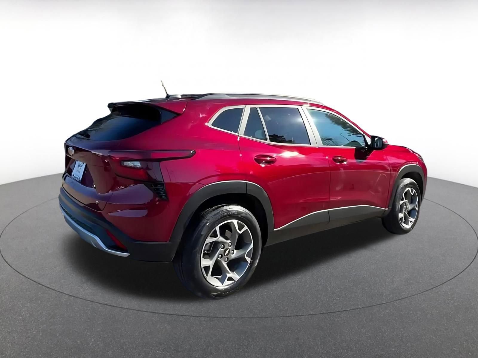 Thumbnail: 2025 Chevrolet Trax - 15
