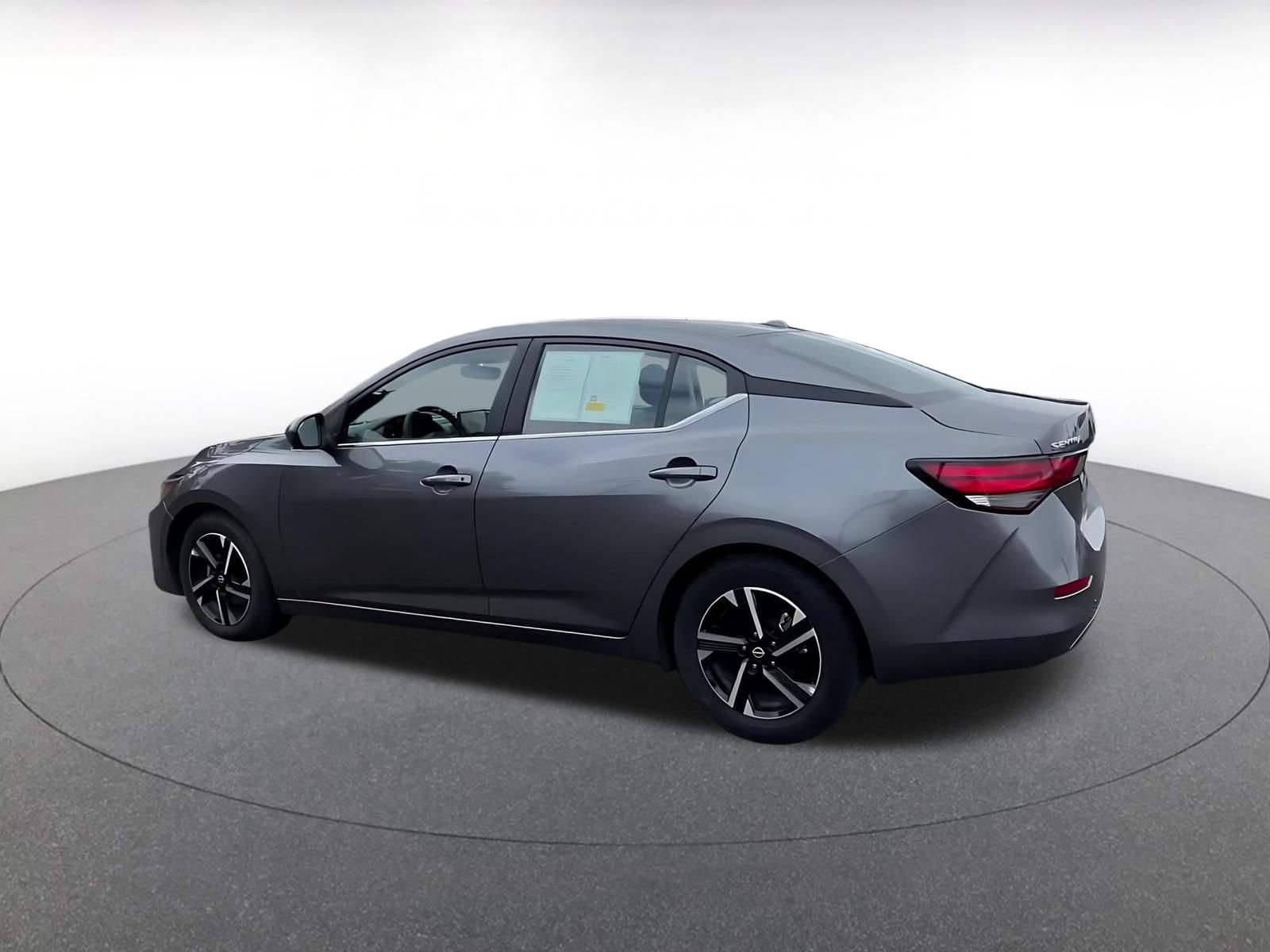 Thumbnail: 2025 Nissan Sentra - 9
