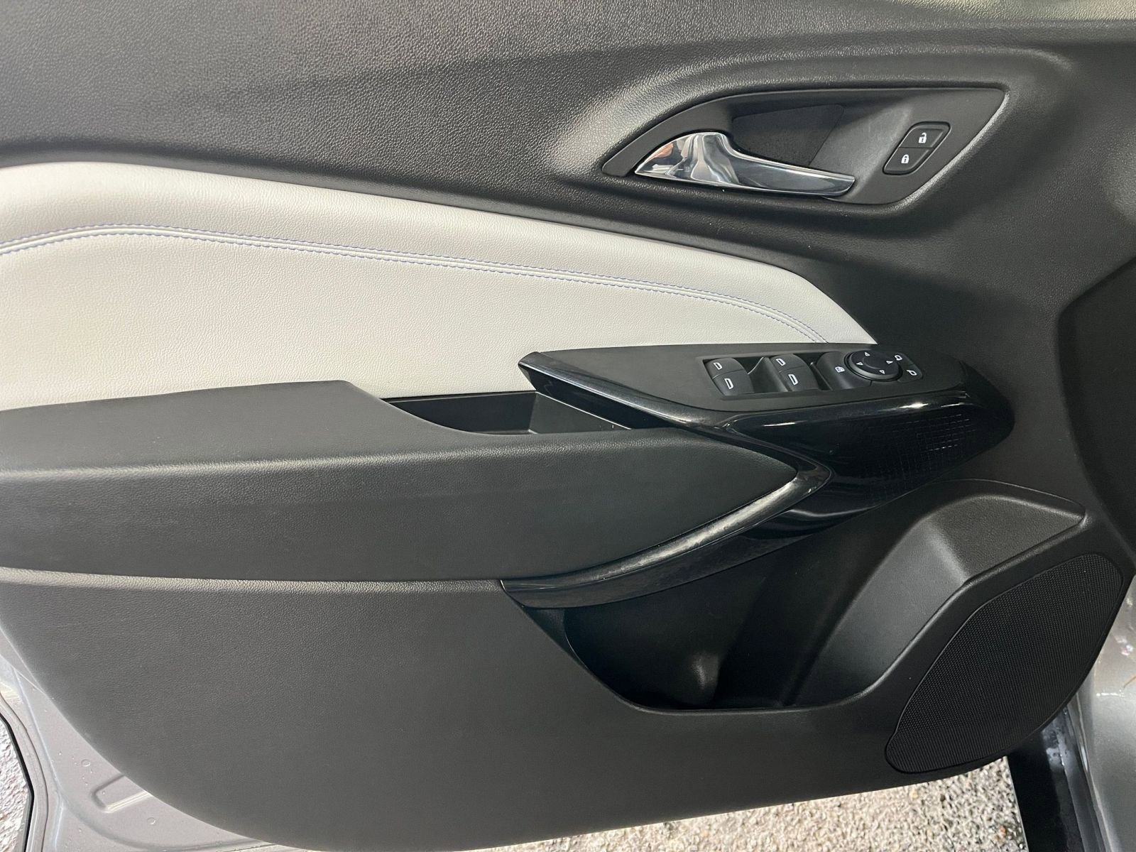 Thumbnail: 2025 Chevrolet Trax - 20