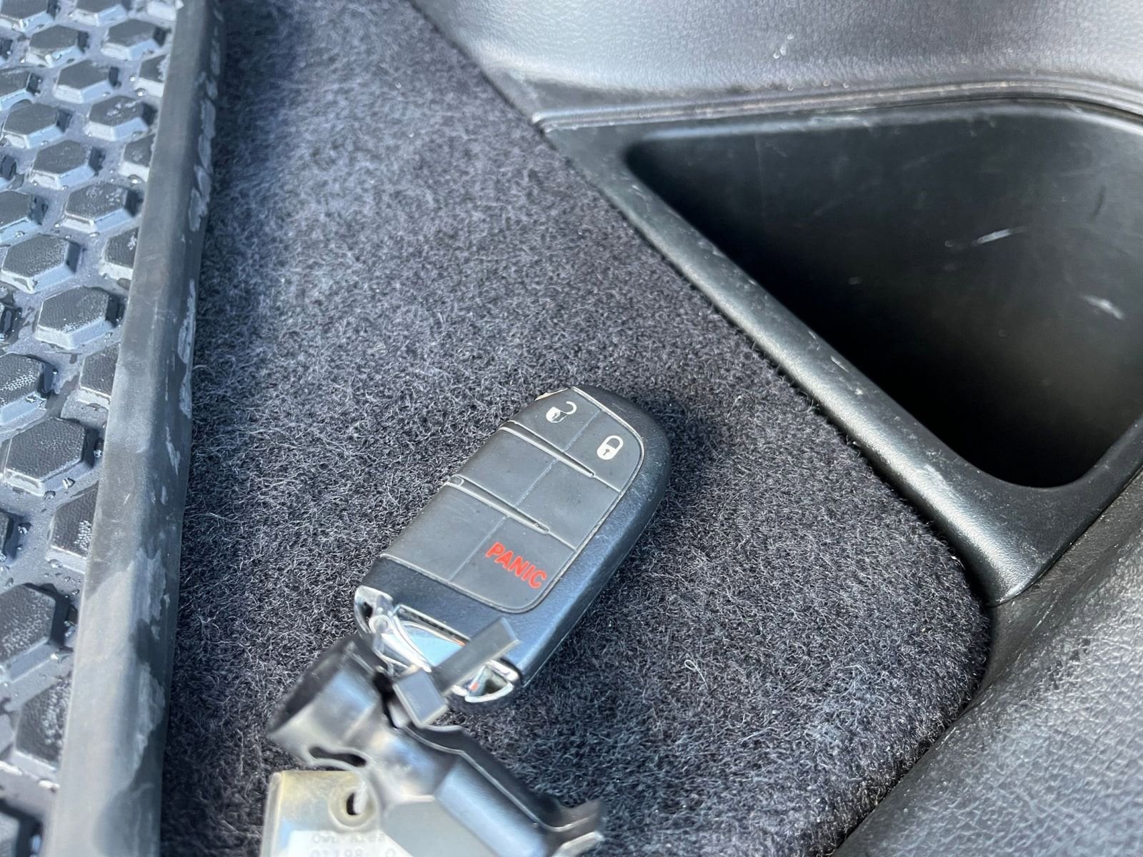 Thumbnail: 2025 Jeep Compass - 21