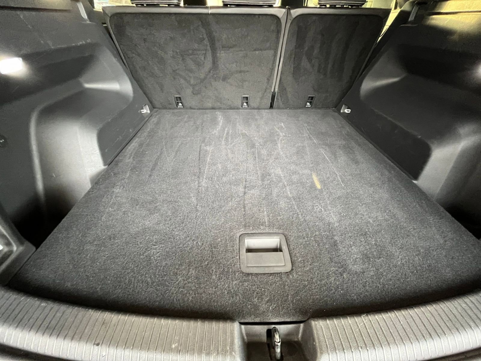 Thumbnail: 2025 Volkswagen Atlas - 32