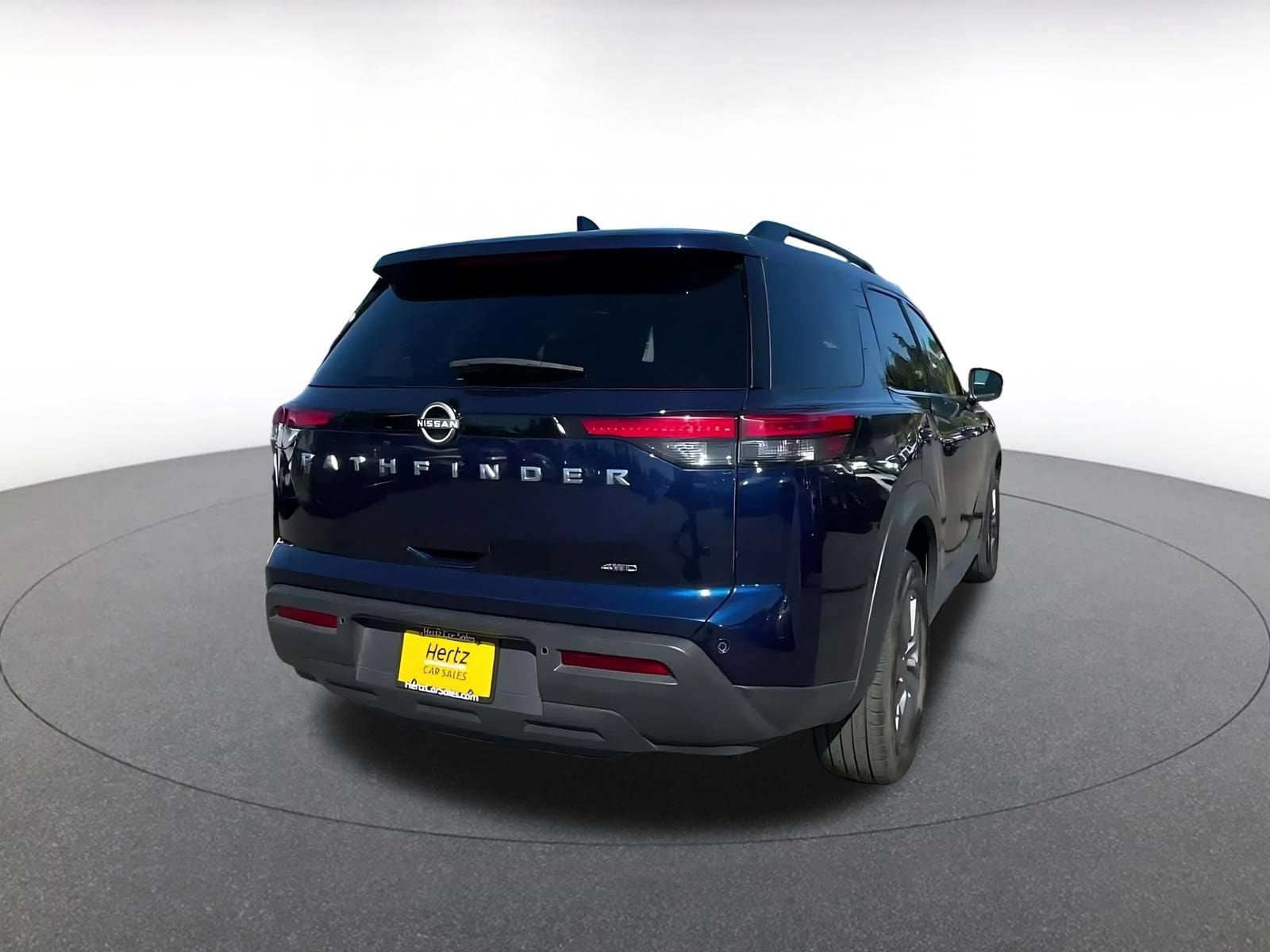Thumbnail: 2025 Nissan Pathfinder - 11