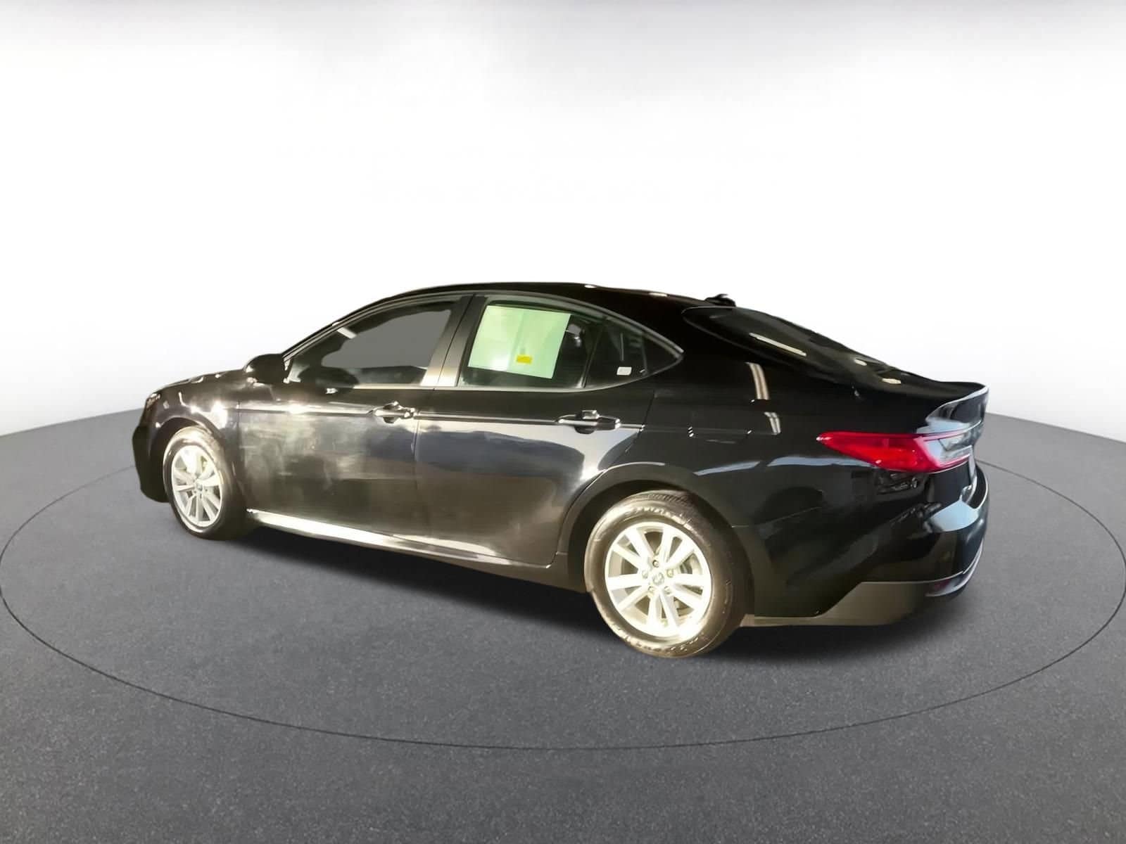 Thumbnail: 2025 Toyota Camry - 8