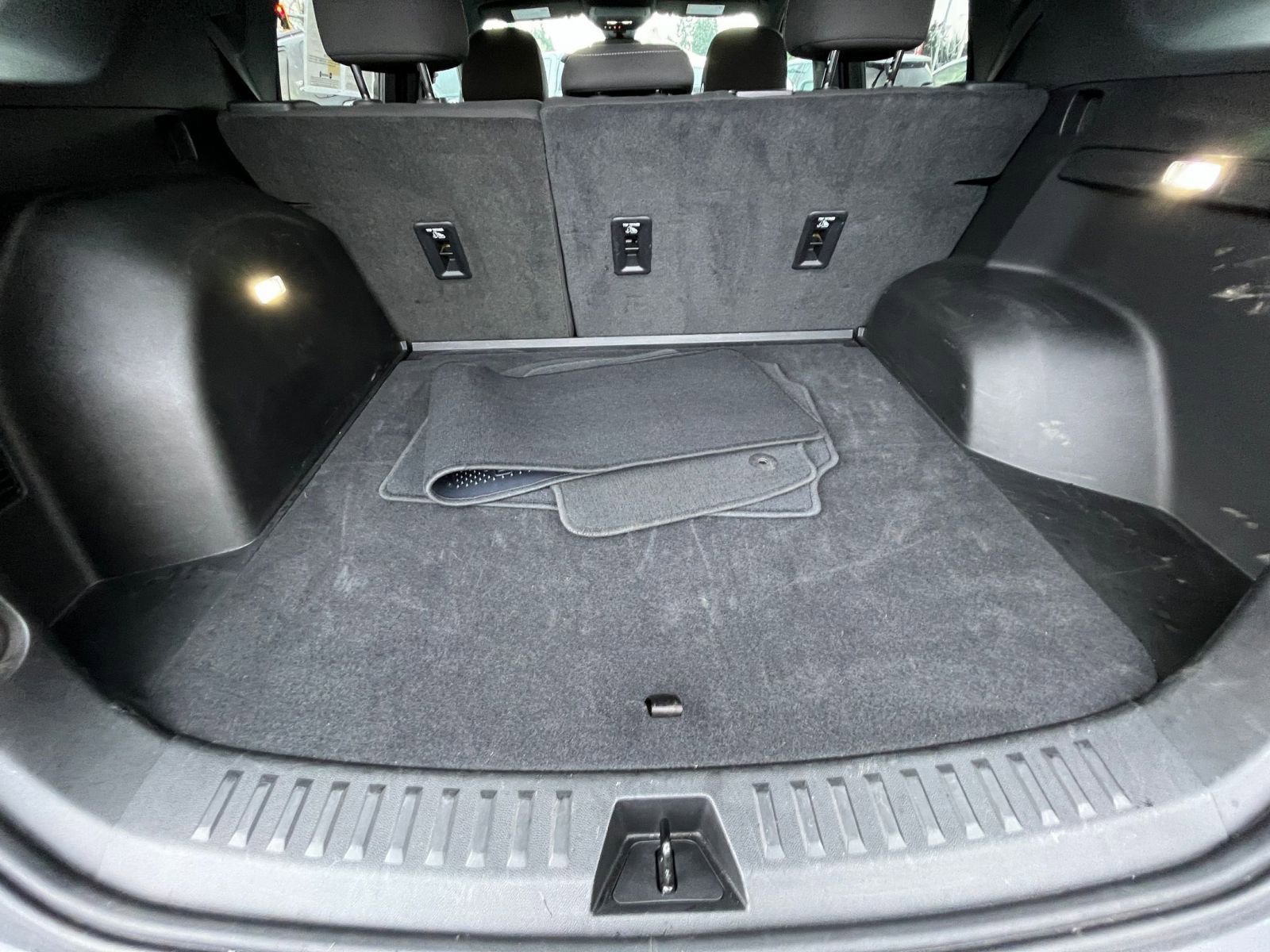 Thumbnail: 2025 Chevrolet Equinox - 32