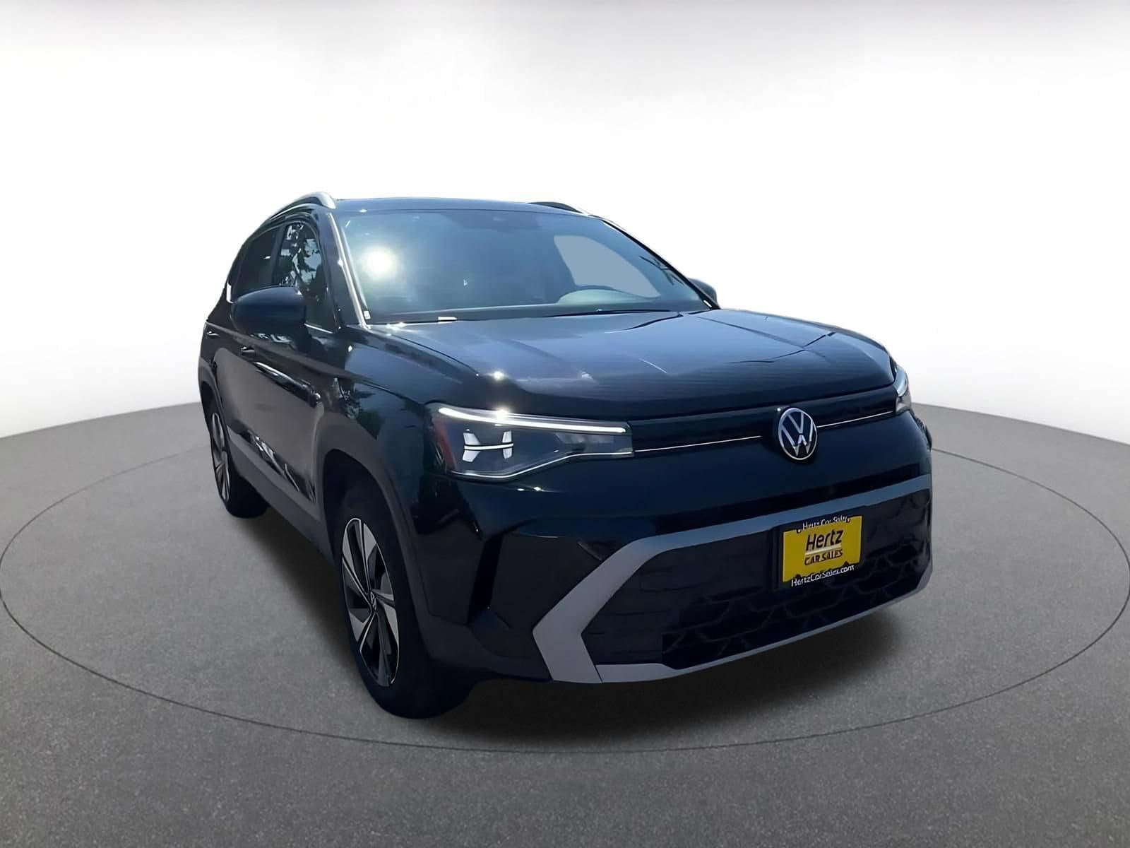 Thumbnail: 2026 Volkswagen Taos - 3