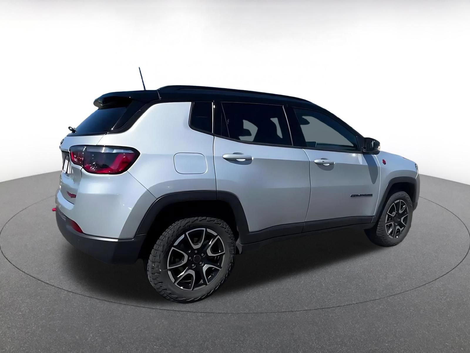 Thumbnail: 2025 Jeep Compass - 15