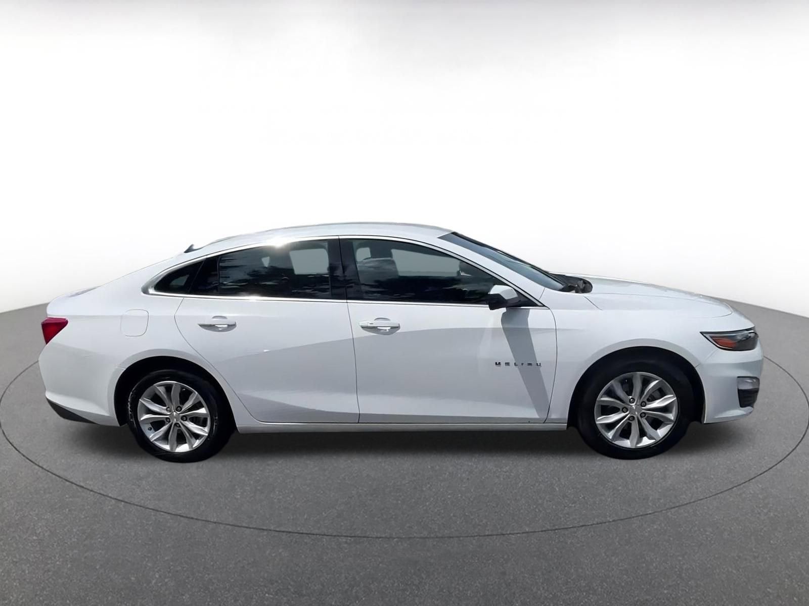 Thumbnail: 2023 Chevrolet Malibu - 16