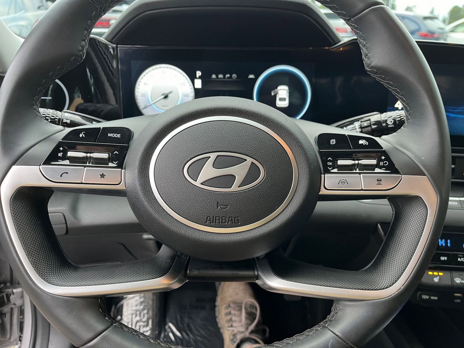 Thumbnail: 2025 Hyundai Elantra - 28