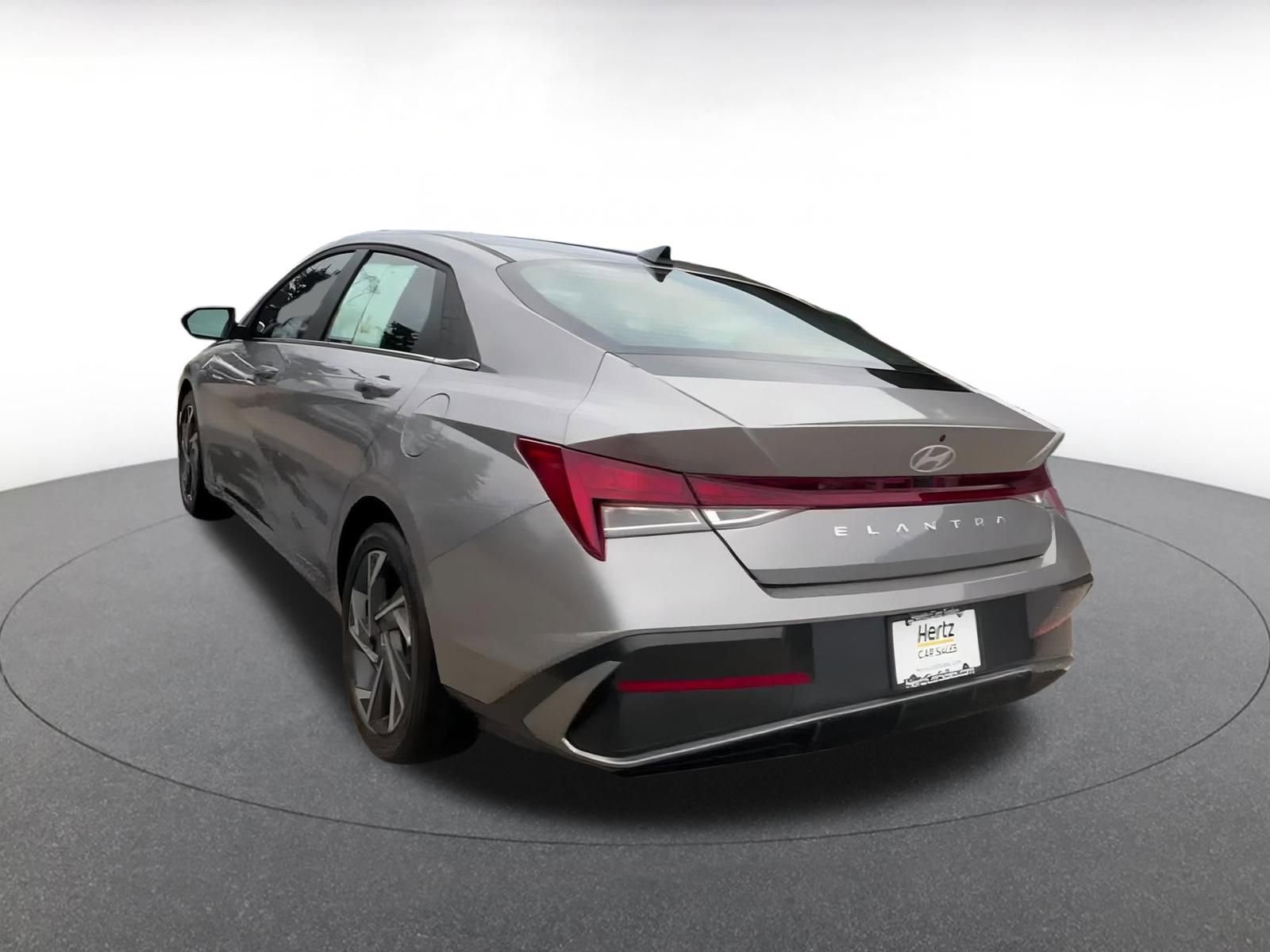 Thumbnail: 2025 Hyundai Elantra - 11