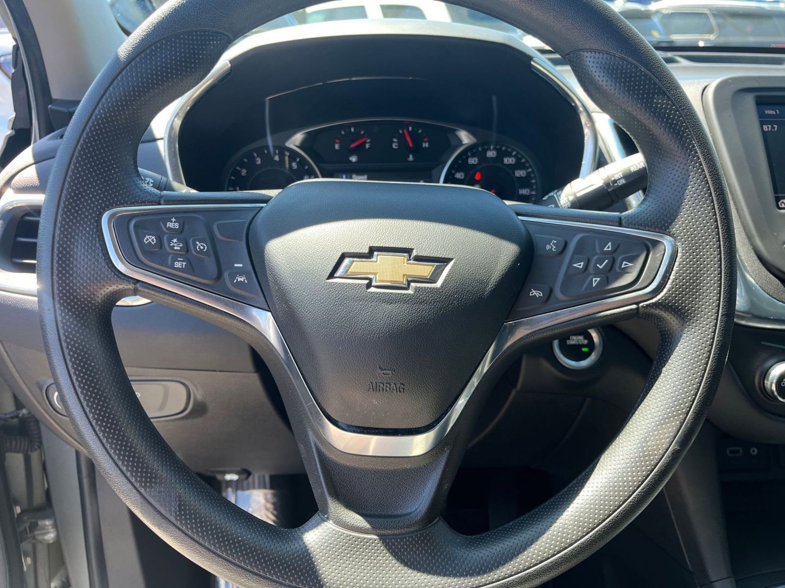 Thumbnail: 2023 Chevrolet Equinox - 28