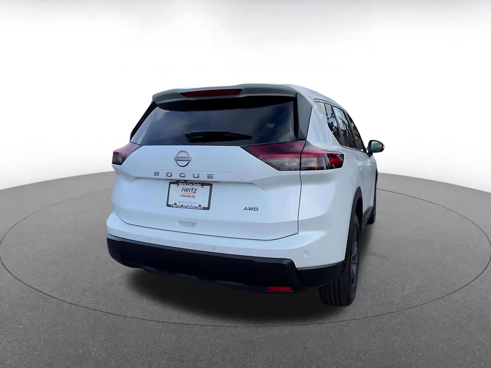 Thumbnail: 2025 Nissan Rogue - 15