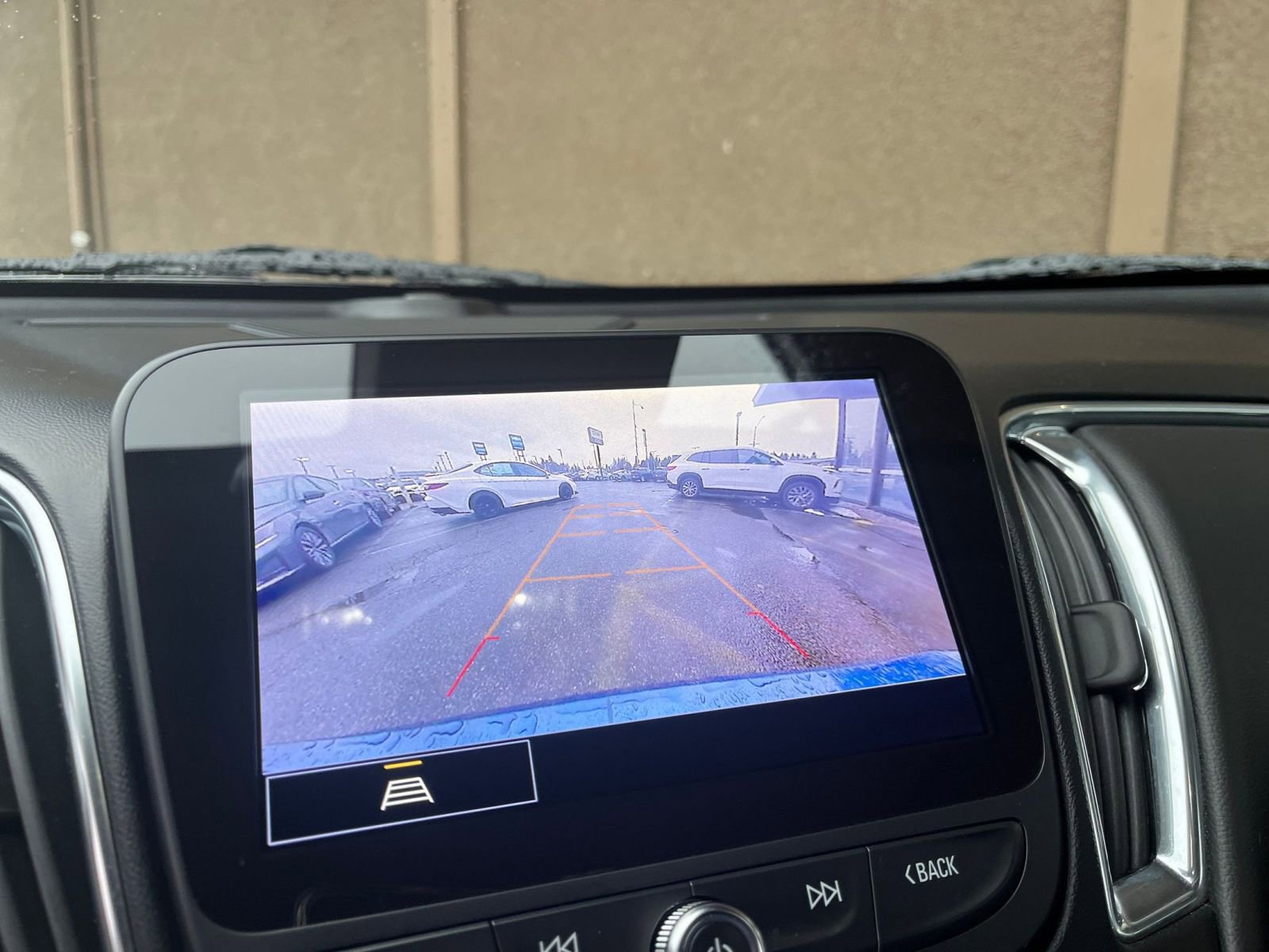 Thumbnail: 2024 Chevrolet Malibu - 25